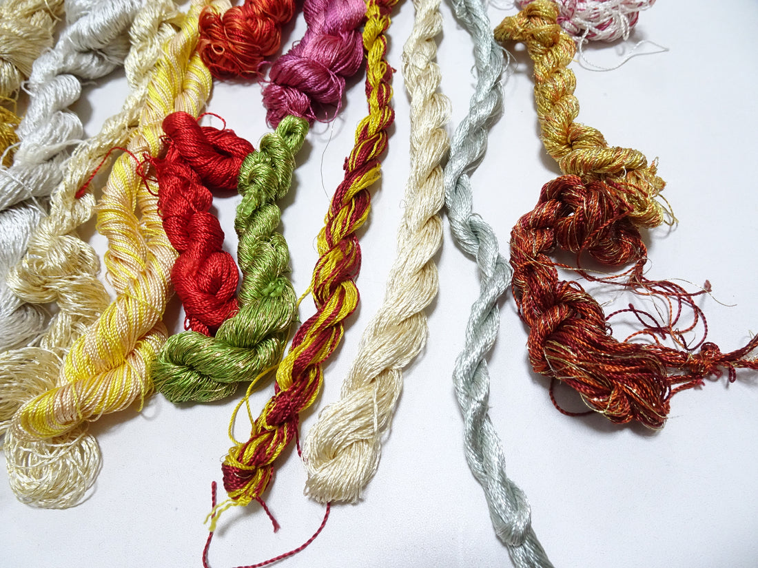 Japanese Vintage Twisted Silk Thread Small Skein Set Embroidery & Weaving 18482