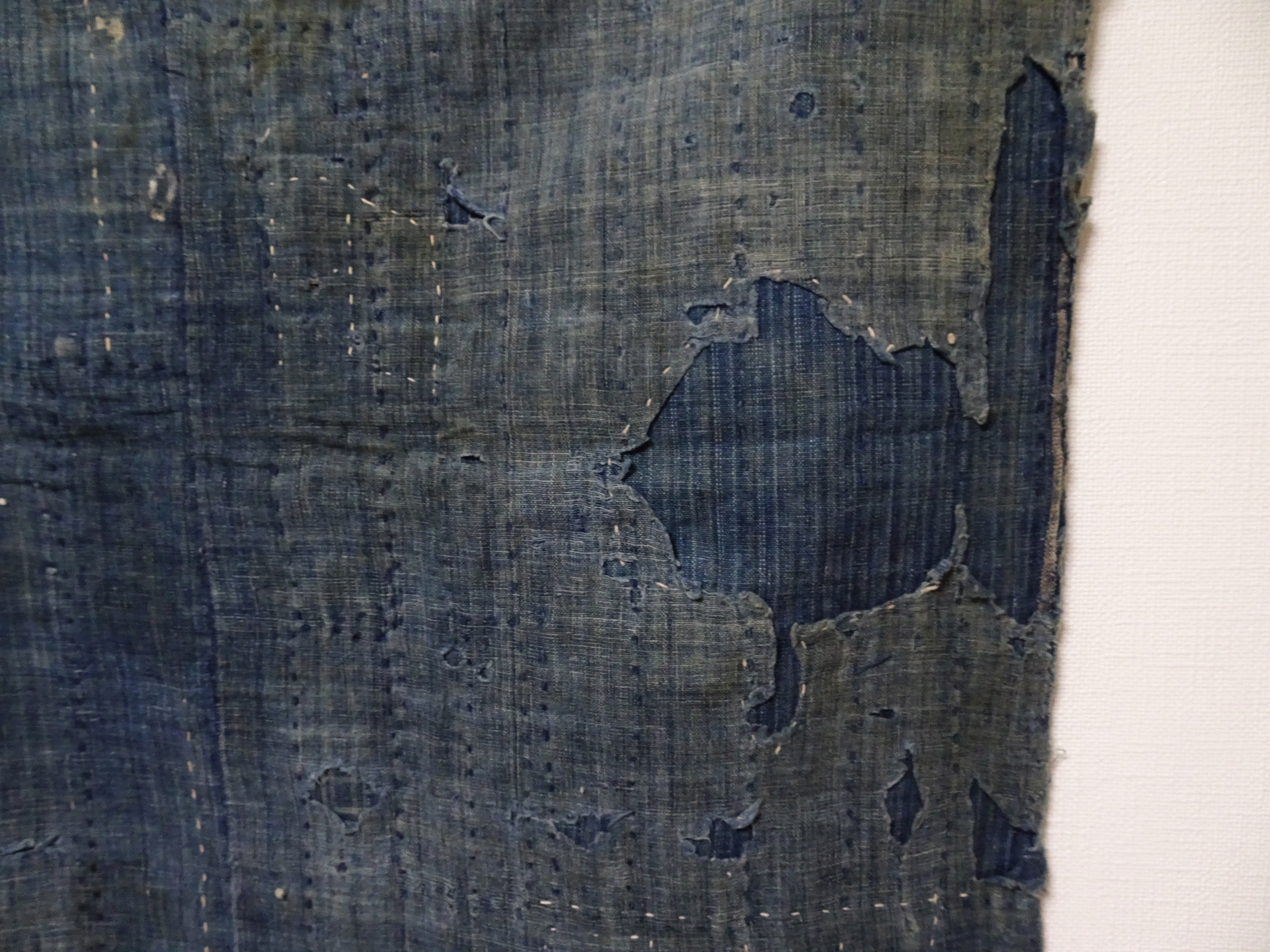 Japanese Antique BORO Textile (Meiji–Taisho Era) – Indigo-Dyed Patchwork with Hand-Stitched Repairs 17726