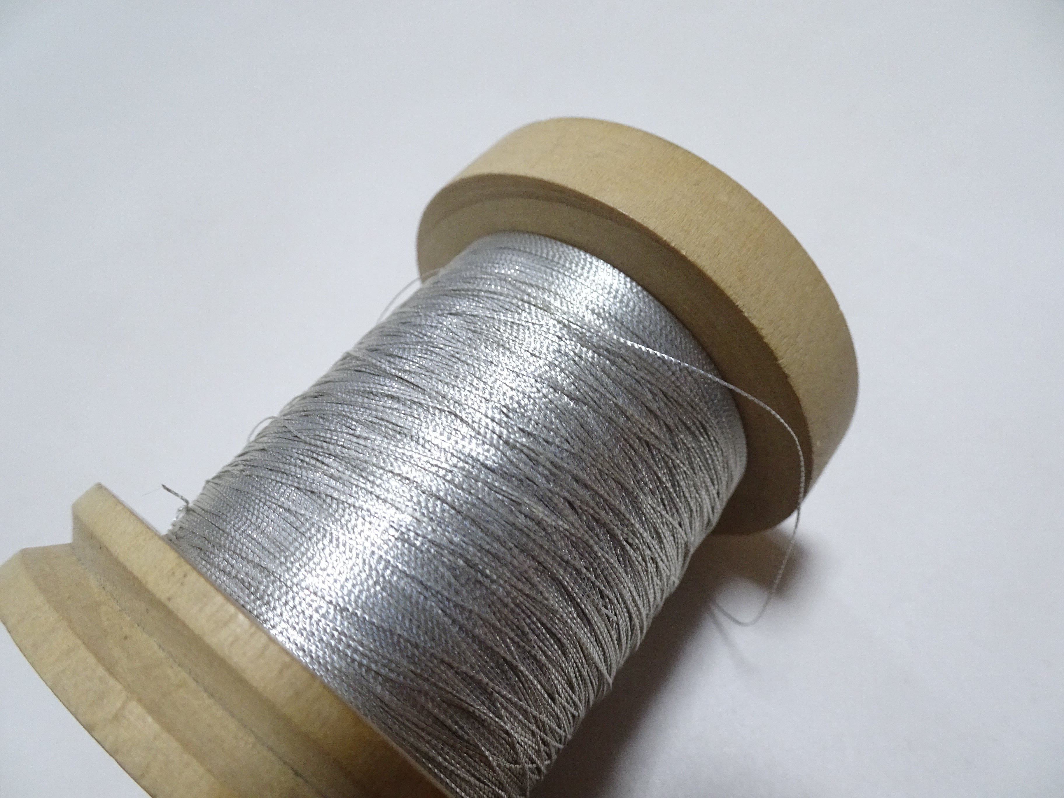 Japanese Vintage Rasen Silver leaf thread & Wooden Spool embroidery 18675