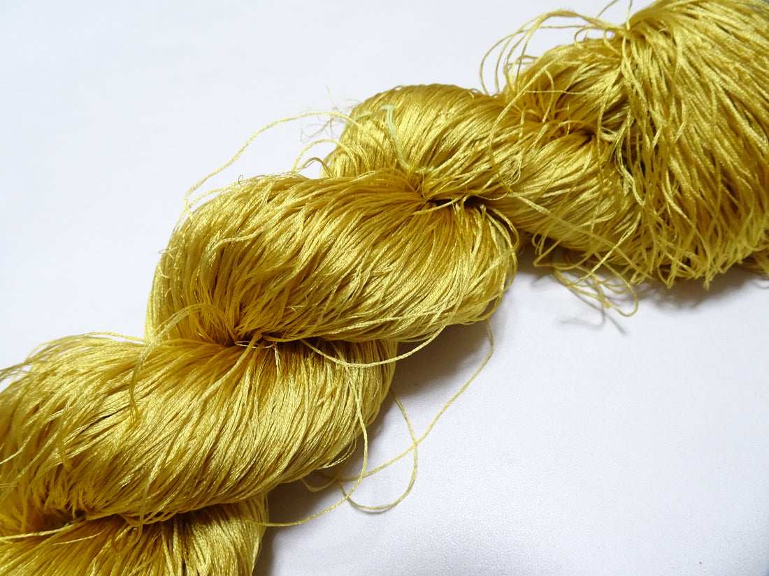 Japanese Vintage 6 Loose-Twist Silk Threads 19294