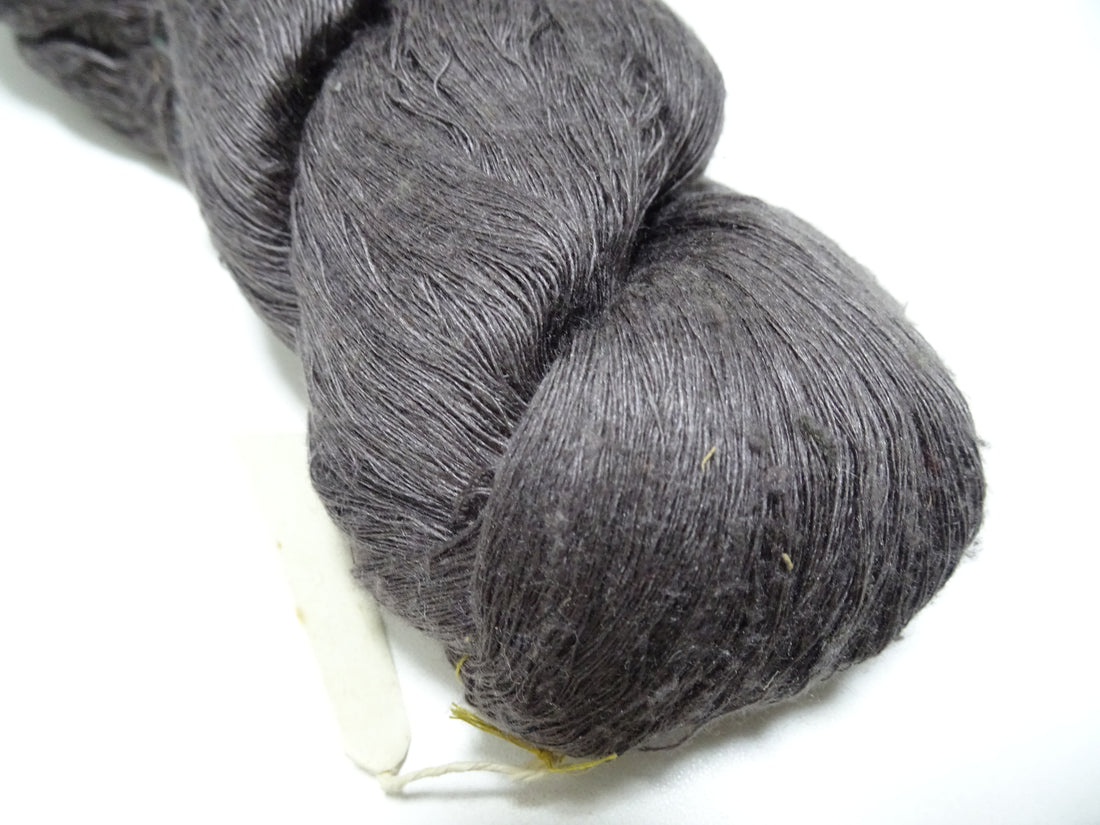 Japanese vintage Tsumugi silk thread Woven & embroidery 8623