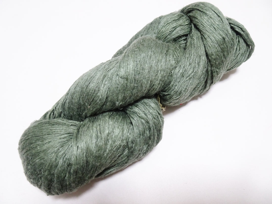 Japanese vintage Tsumugi silk thread Woven & embroidery 8624
