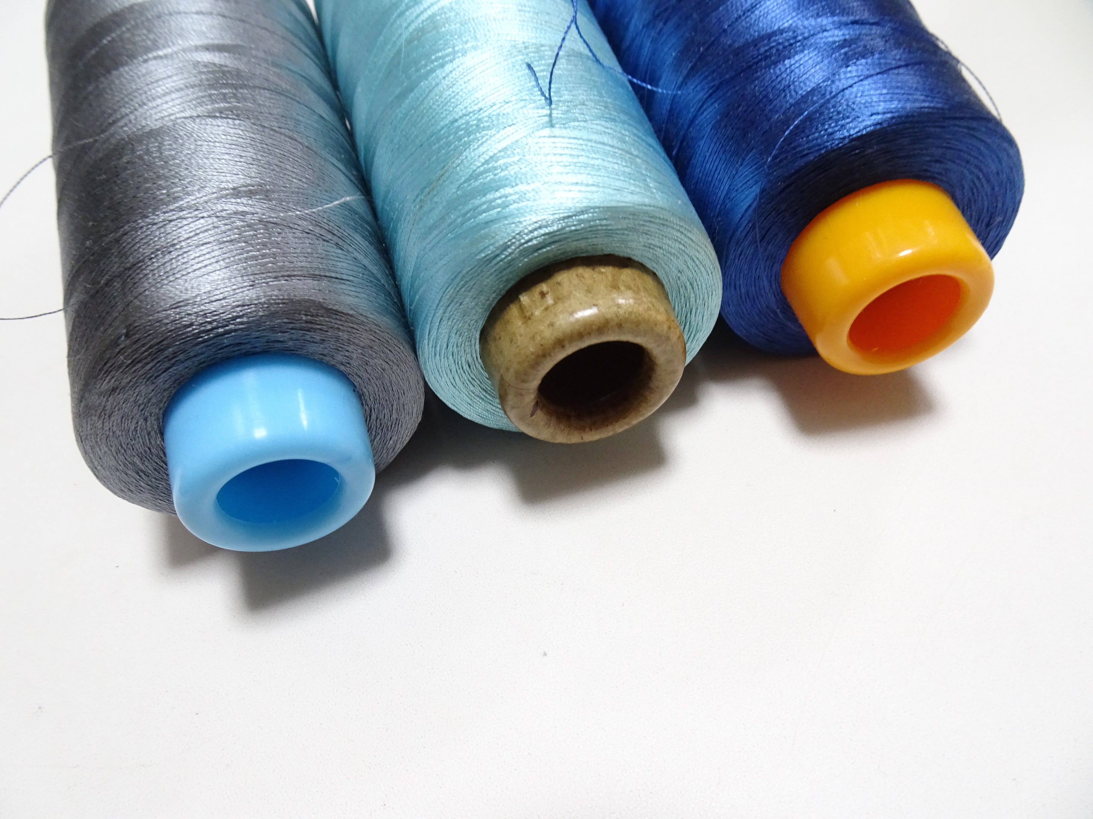 Special Price!! Japanese vintage silk thread 3sets Over 6000M embroidery 15243