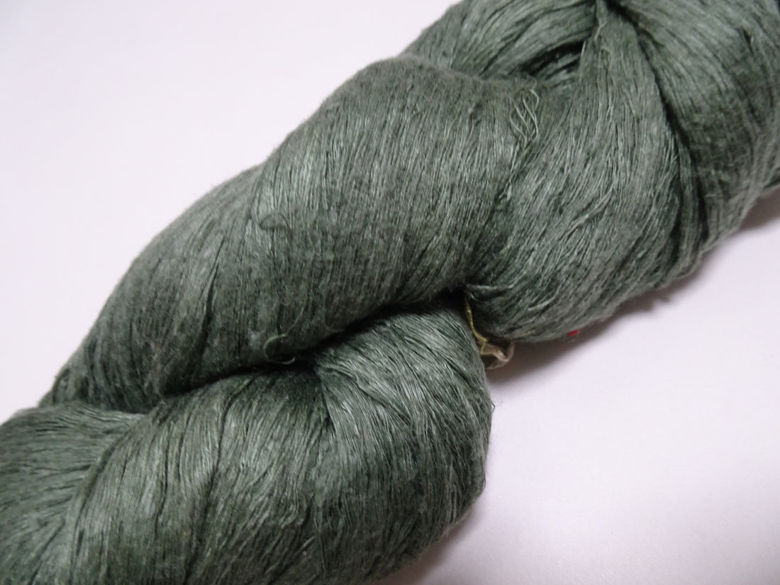 Japanese vintage Tsumugi silk thread Woven & embroidery 8624