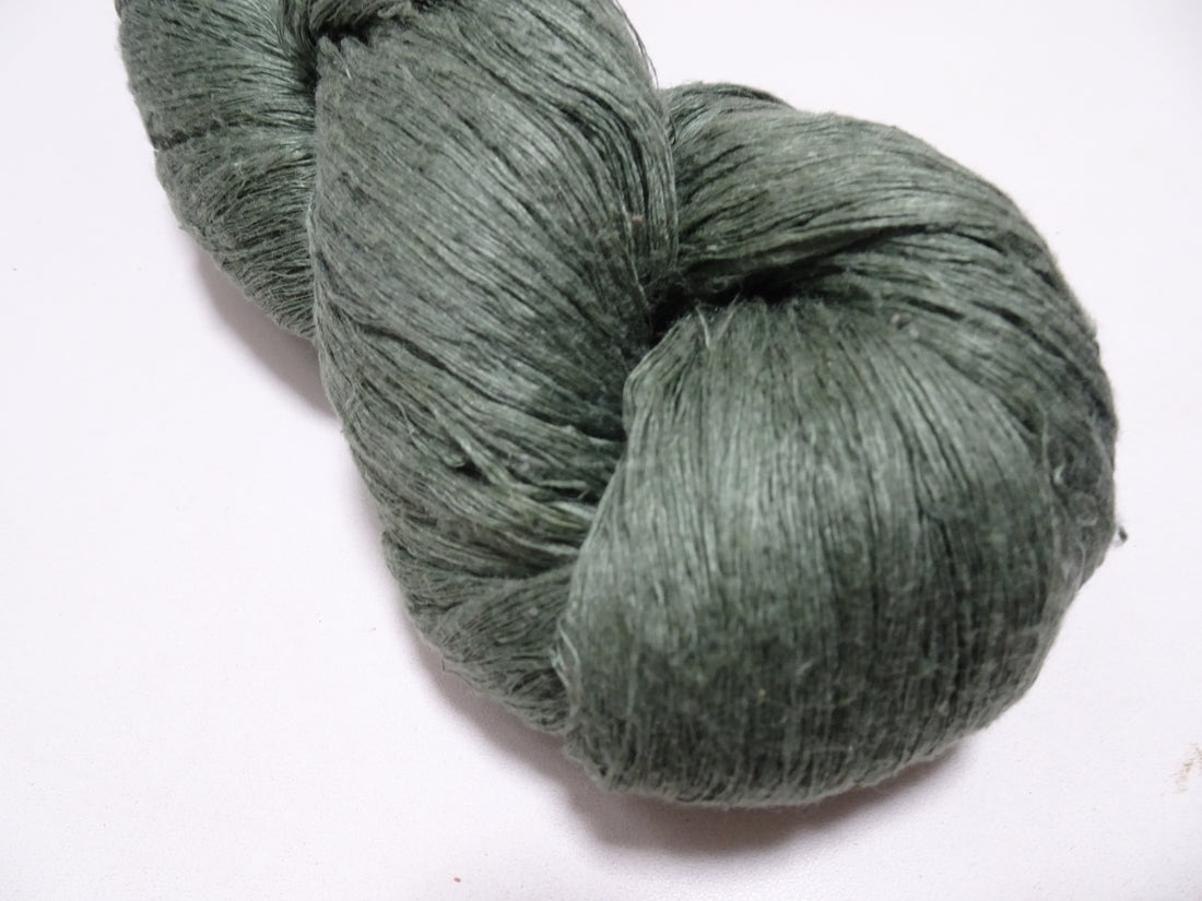 Japanese vintage Tsumugi silk thread Woven & embroidery 8624