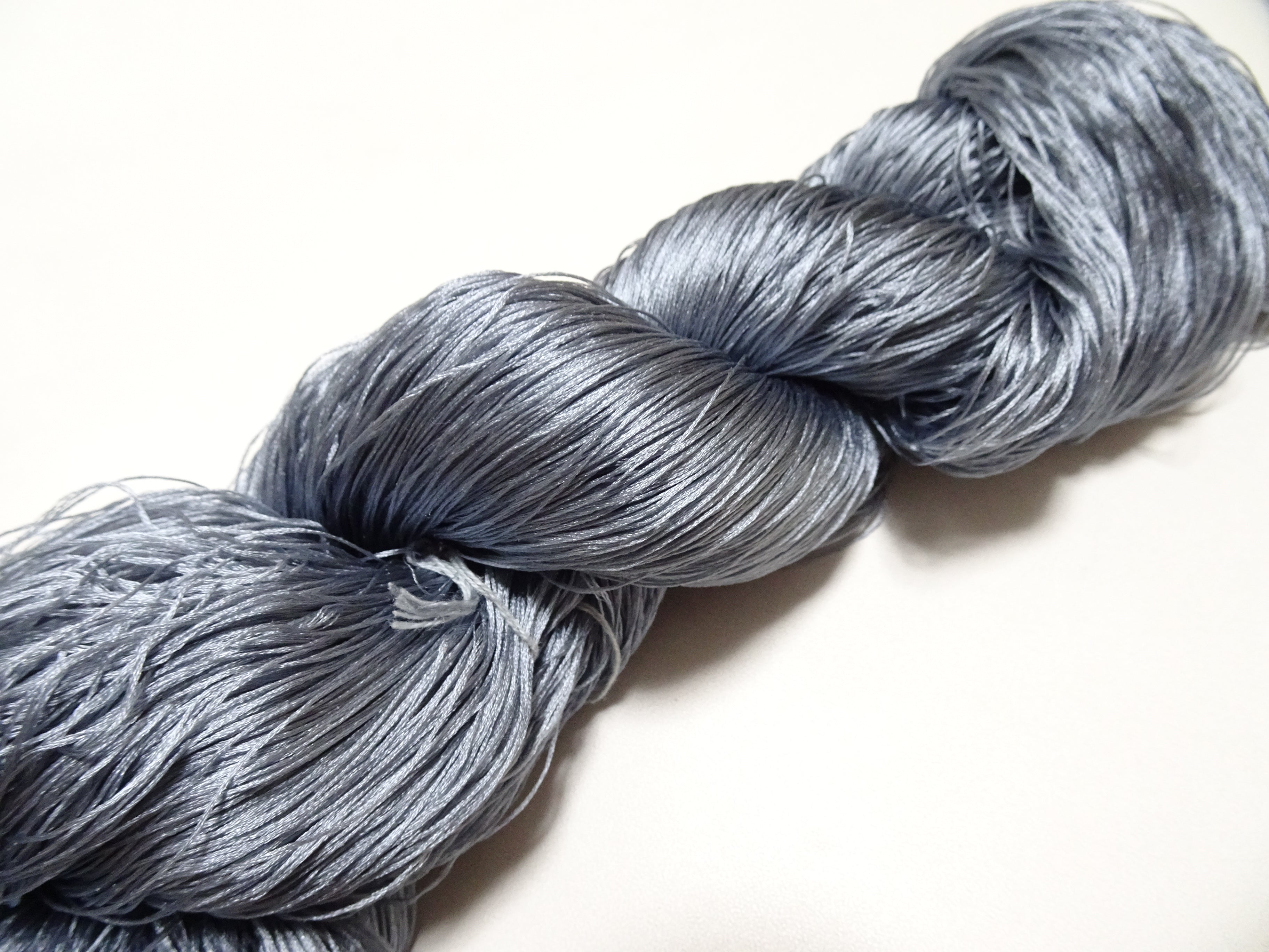 Japanese Vintage 6 Loose-Twist Silk Threads 19298