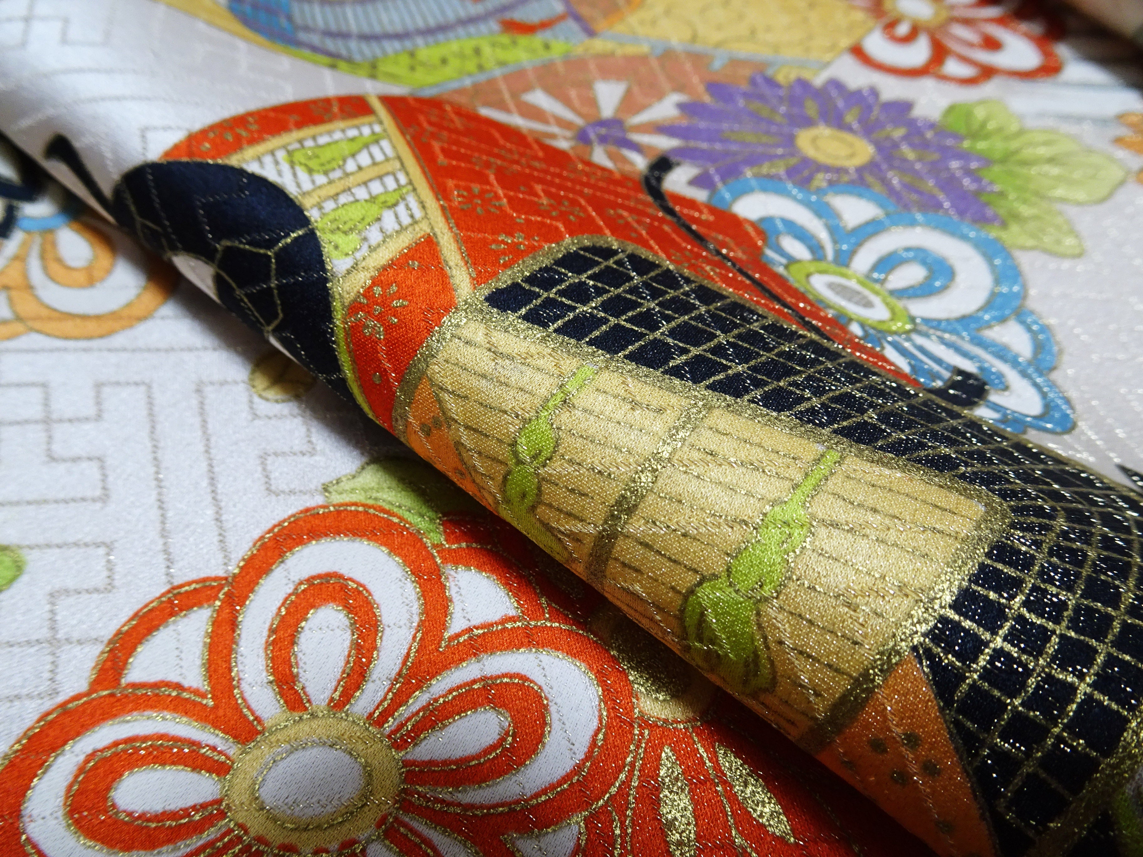 Japanese Silk Bolts  Dyed Royal Cart / Wave Pattern 17500
