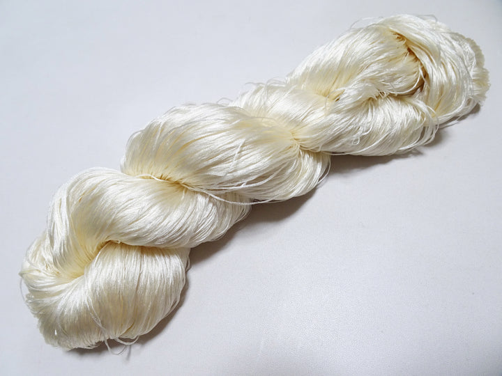 Japanese Vintage 6 Loose-Twist Silk Threads 19300