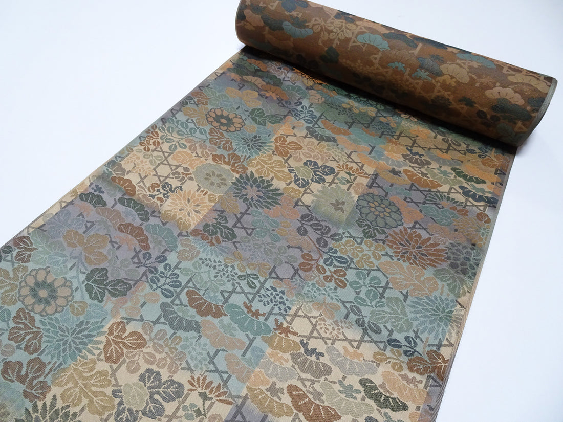 Japanese Nishijin-ori Silk Kimono Fabric Bolt with Elegant Floral Woven Pattern 16234