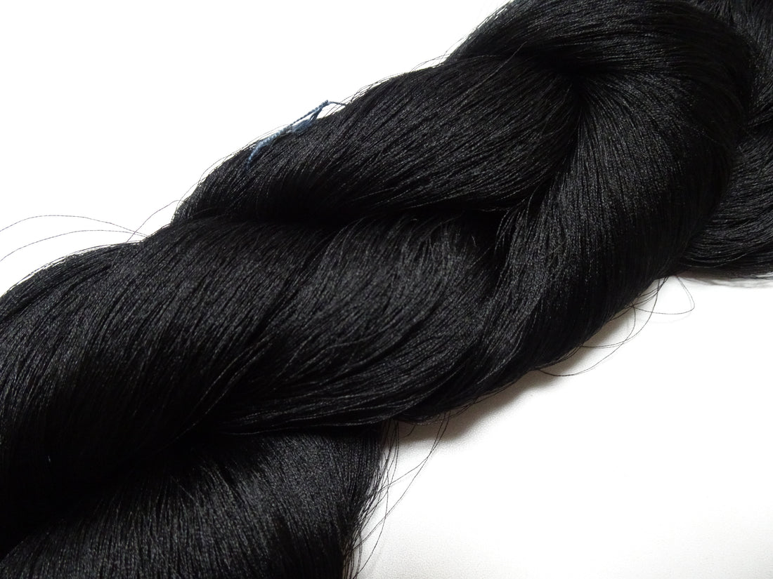 Japanese Vintage Kizome-Dyed Silk Thread Black 19001