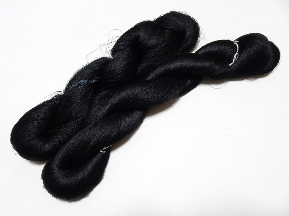 Japanese Vintage Kizome-Dyed Silk Thread 2sets Black 19003