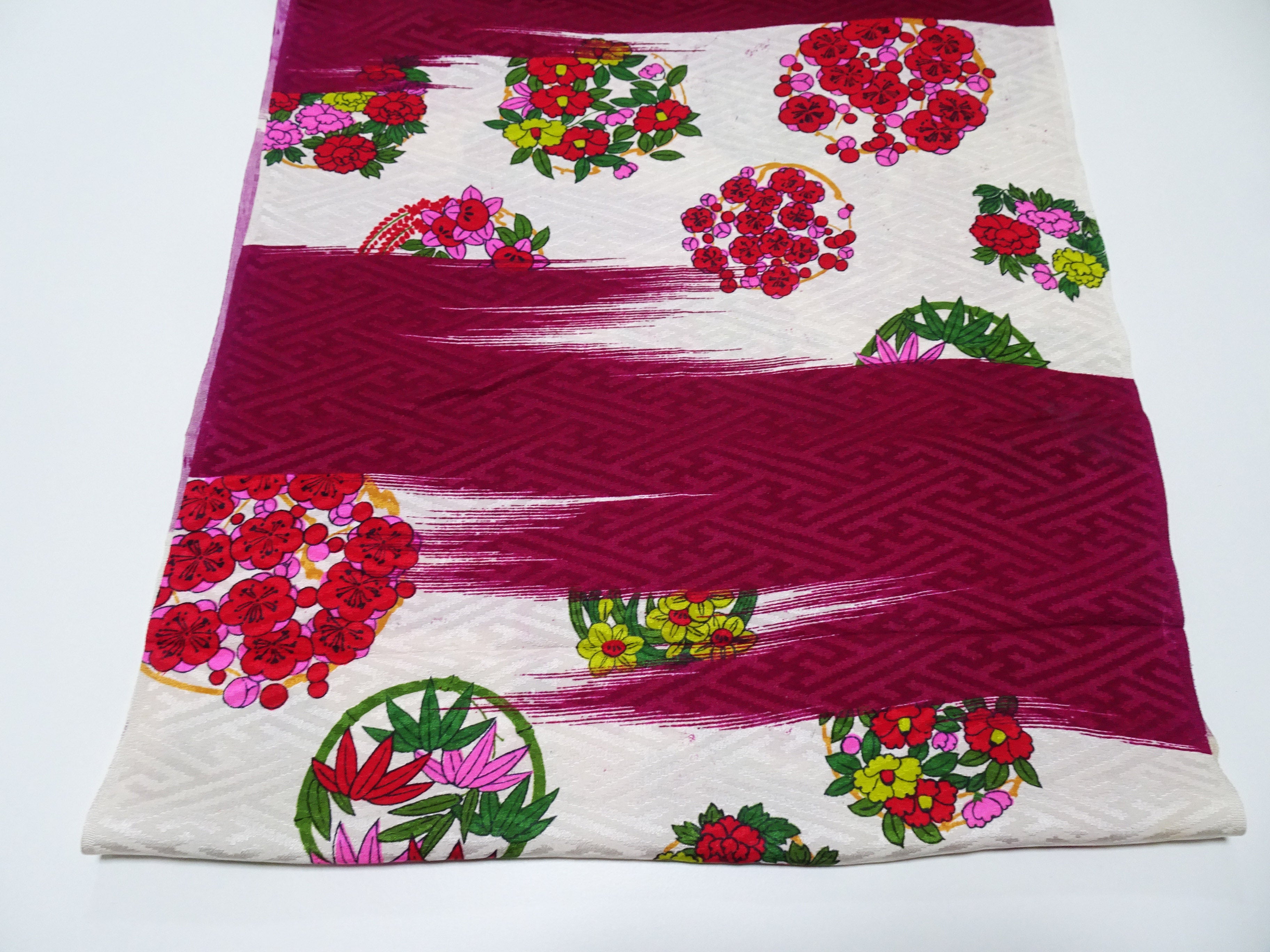 Japanese Taisho–Showa Era Antique Deadstock Silk Kimono Fabric Bolt with Bold Floral Pattern 16235