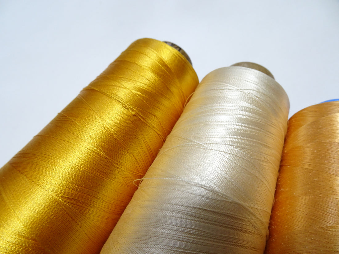 Special Price!! Japanese vintage silk thread 3sets Over 6000M embroidery 15251