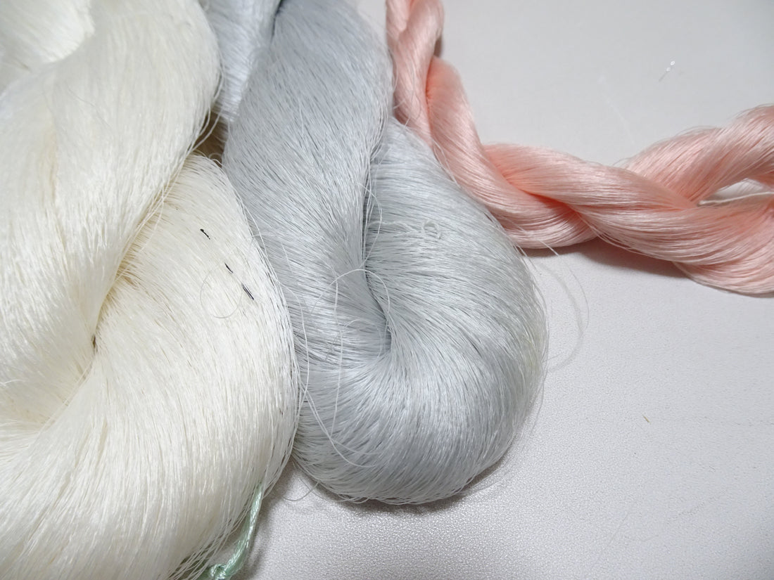 Japanese Vintage Kizome-Dyed Silk Thread 3sets 19004