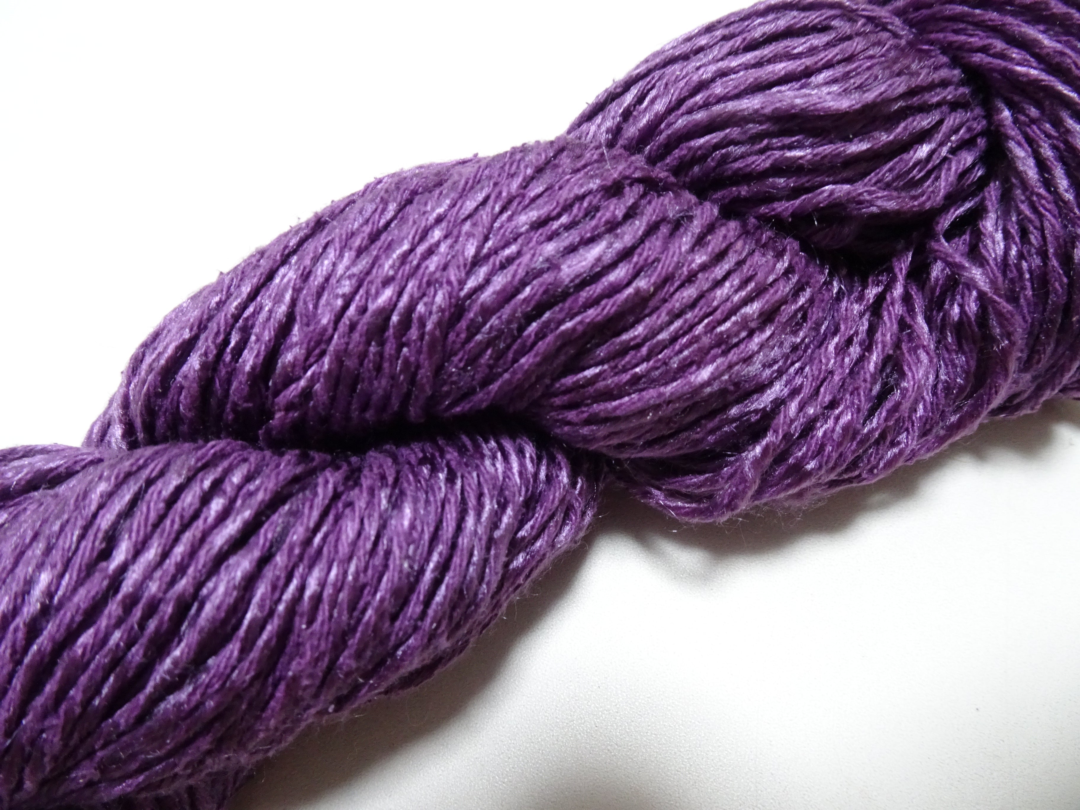 Japanese Tanaka Gen Silk – One-of-a-Kind Hand-Dyed Artistic Silk Thread, Rare Japanese Artisan Yarn, Limited Stock 16564