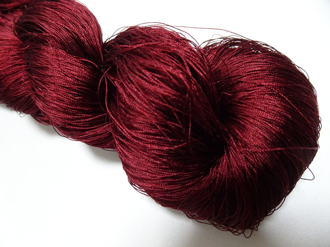 Japanese Vintage Silk Thread for Tsuzure Weaving – High-Quality 19667