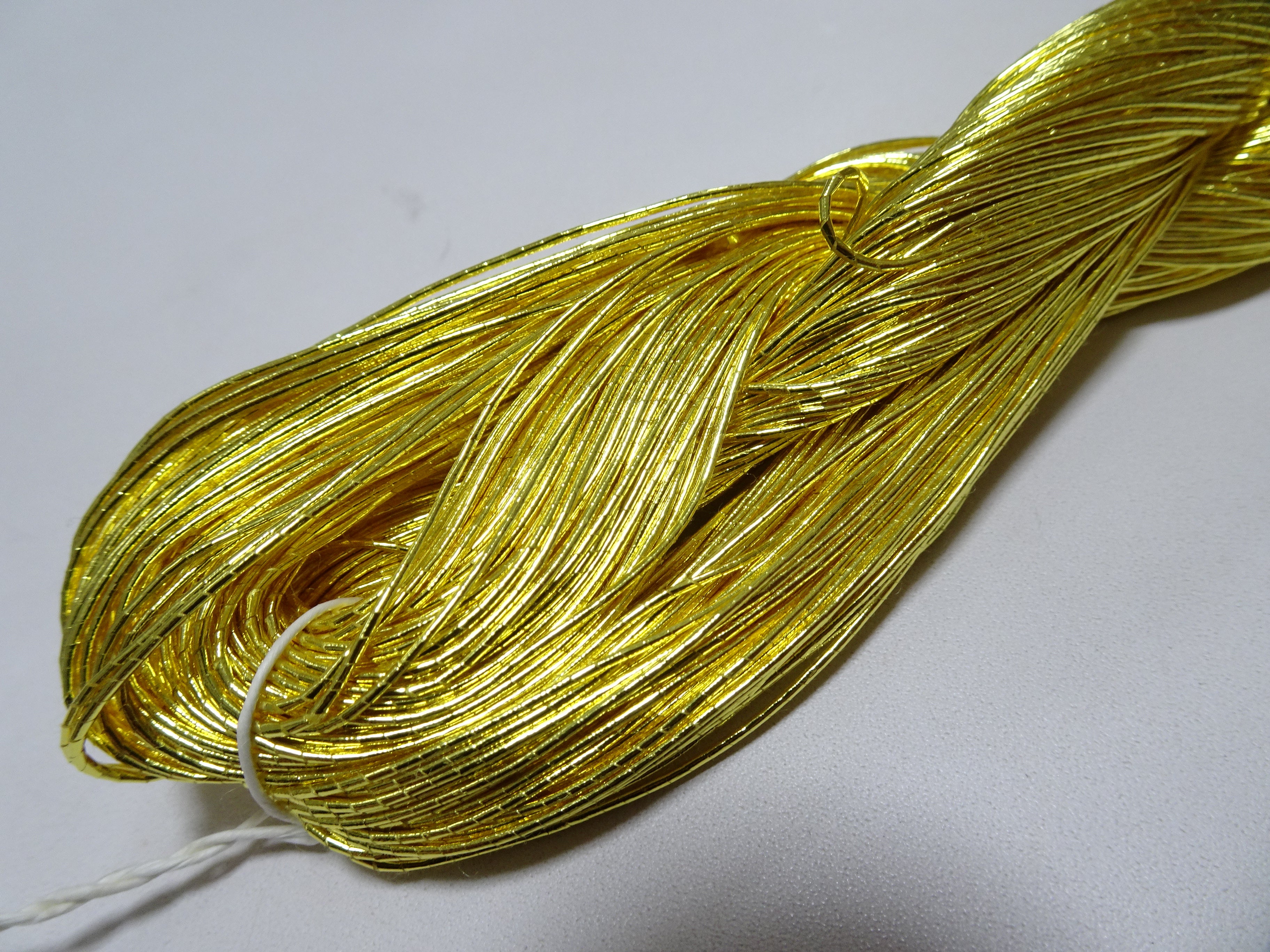 Limited to 4 pieces!! Japanese Vintage Gold Leaf Thread Kinkoma Embroidery 145 0.85mm 100M  16681