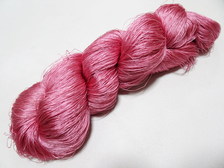 Japanese Vintage Silk Thread for Tsuzure Weaving – High-Quality 19669