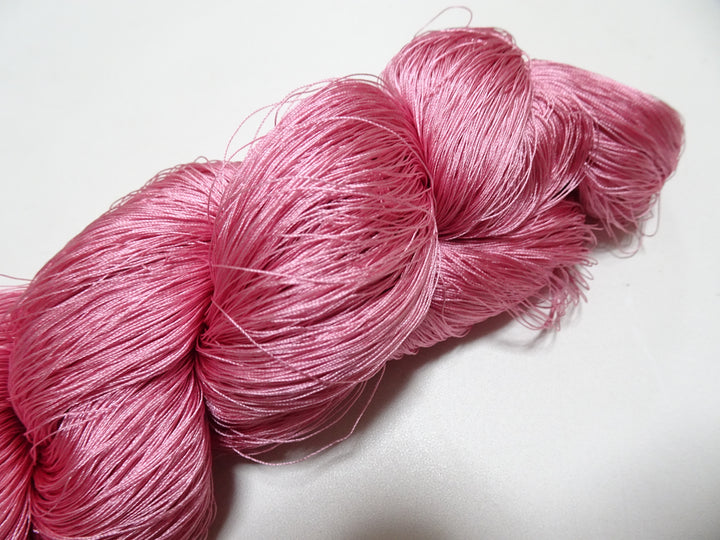 Japanese Vintage Silk Thread for Tsuzure Weaving – High-Quality 19669