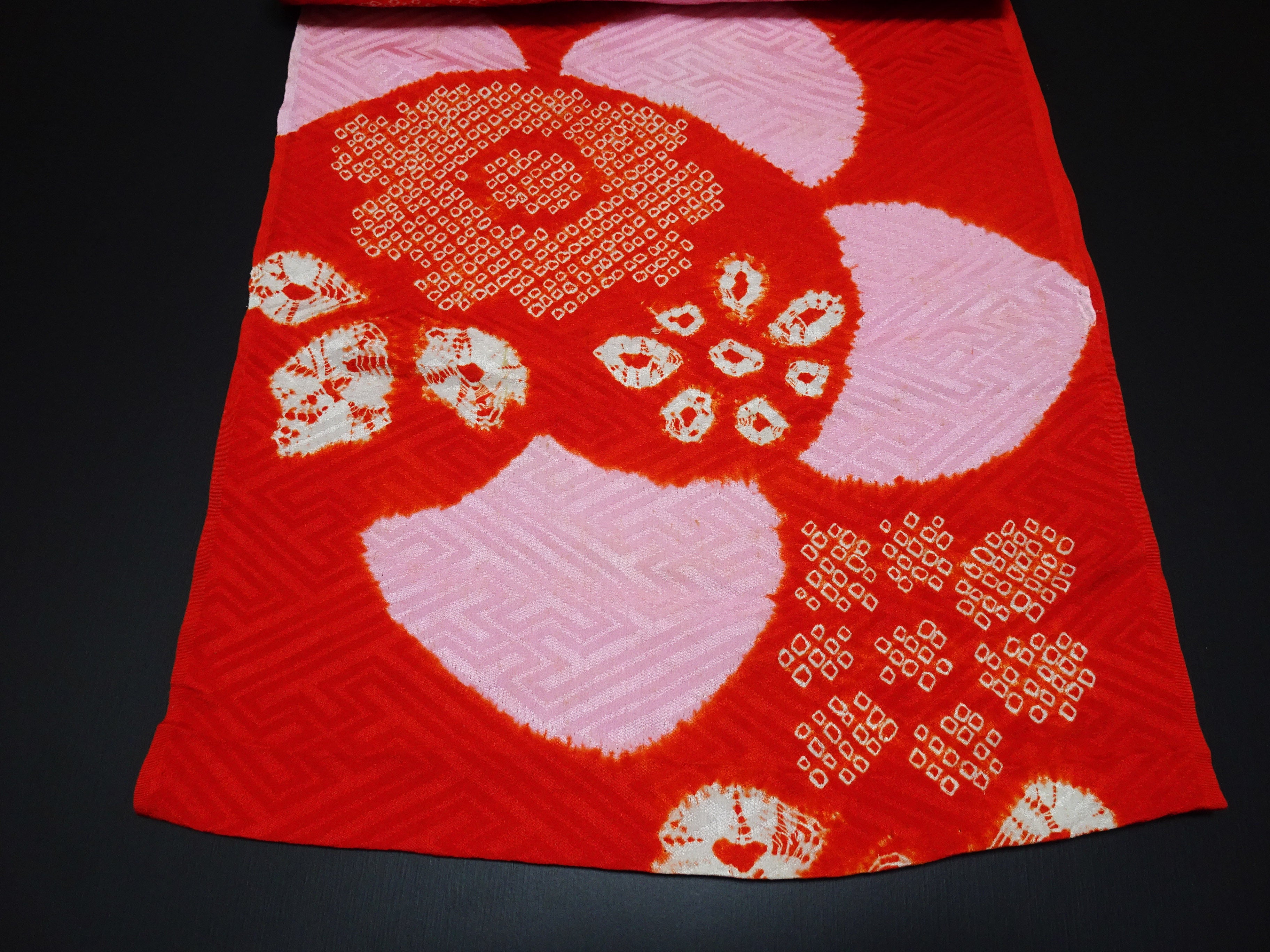 Japanese Antique Silk Bolts  / Mon kinsha / shibori Pattern 17508