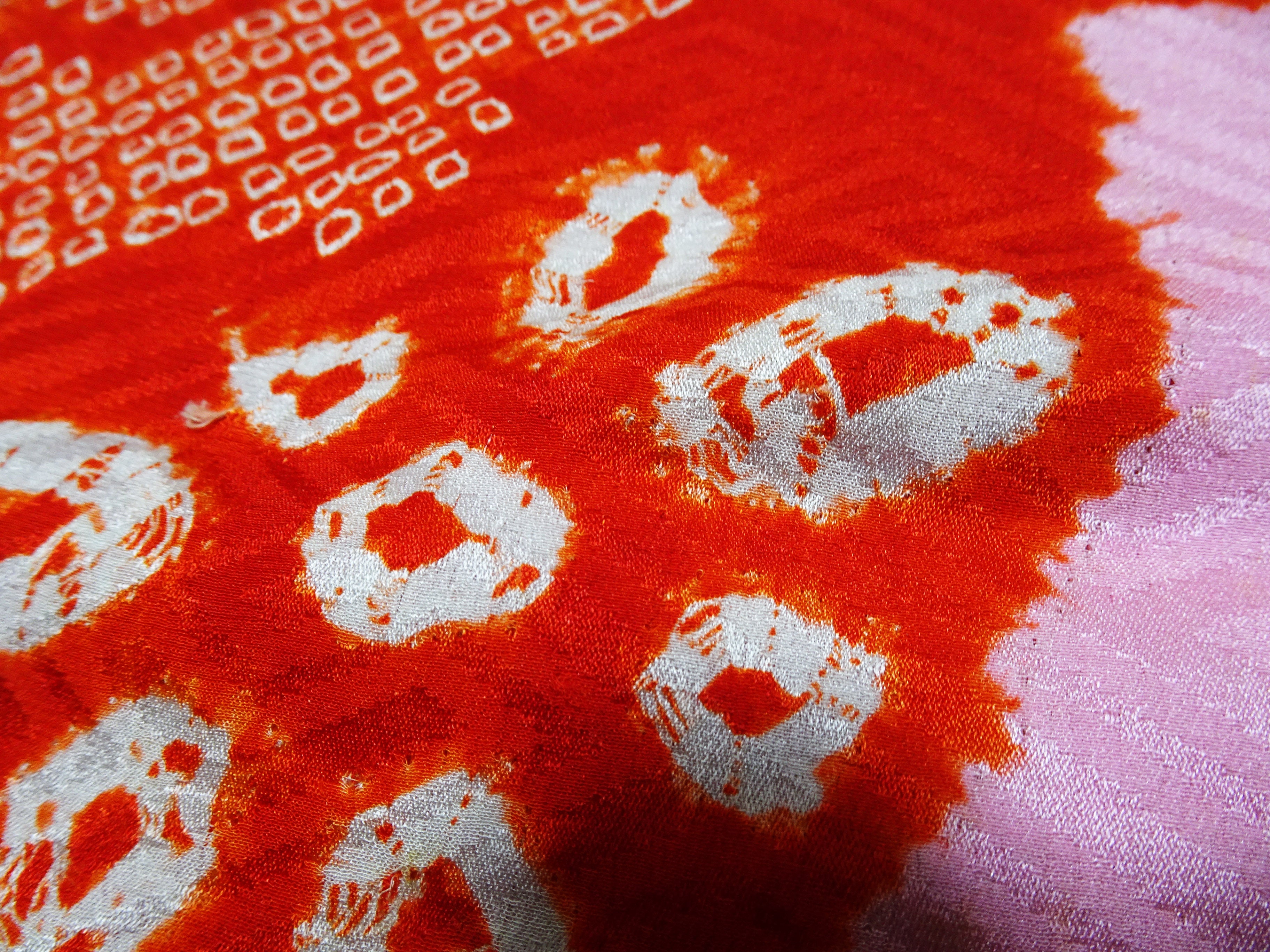 Japanese Antique Silk Bolts  / Mon kinsha / shibori Pattern 17508