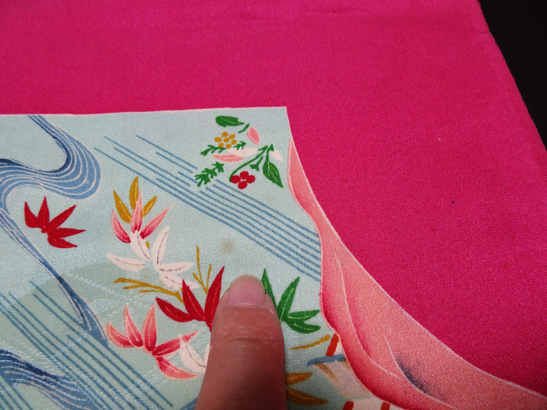 Japanese Antique Silk Bolts  / Mon Rinzu / Dyed Pattern 17509