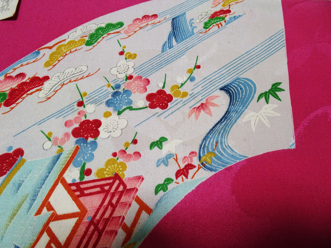 Japanese Antique Silk Bolts  / Mon Rinzu / Dyed Pattern 17509