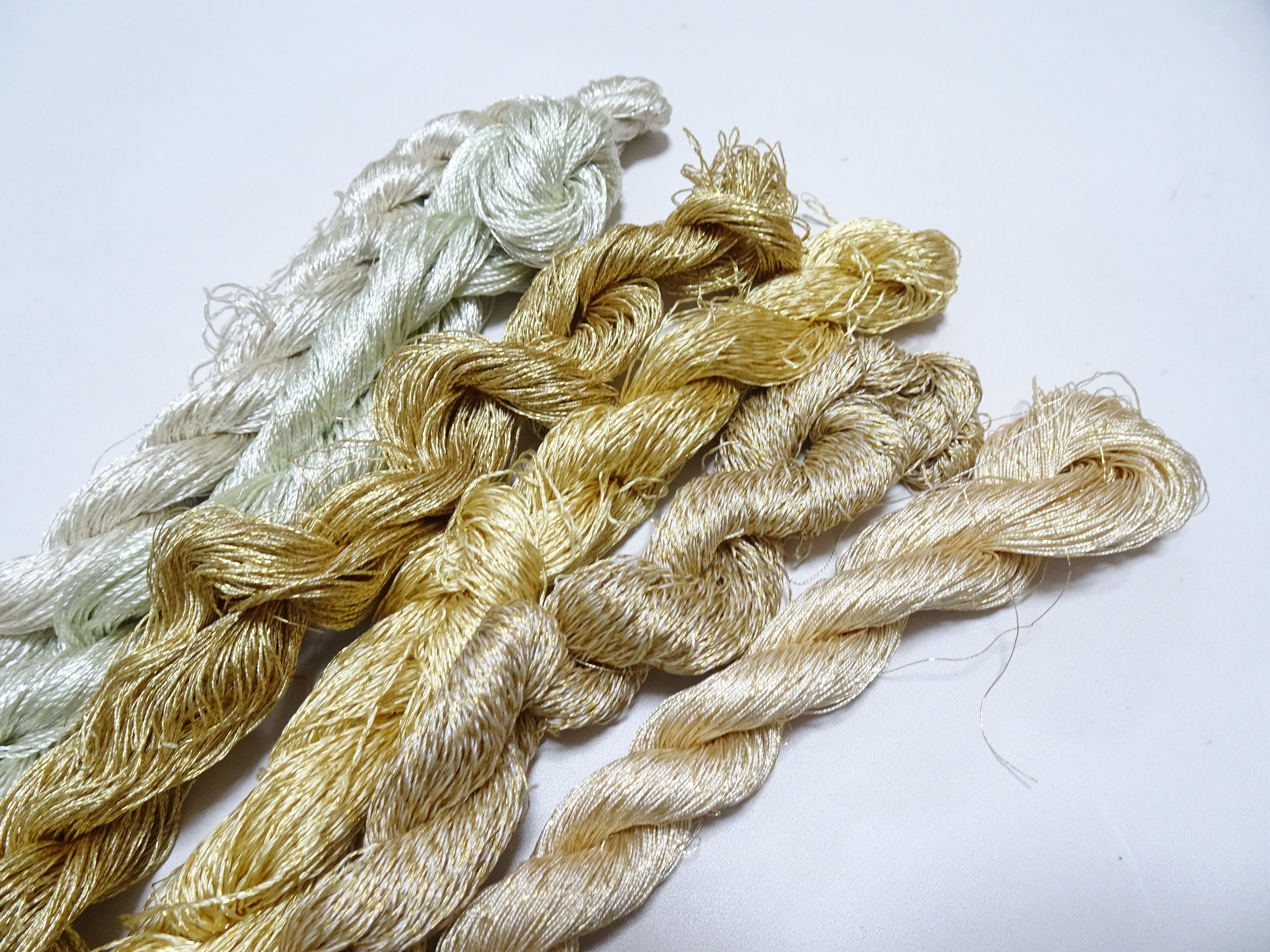 Japanese Vintage High Class Rare Silk Thread 6sets Mixture of Gold embroidery 18506