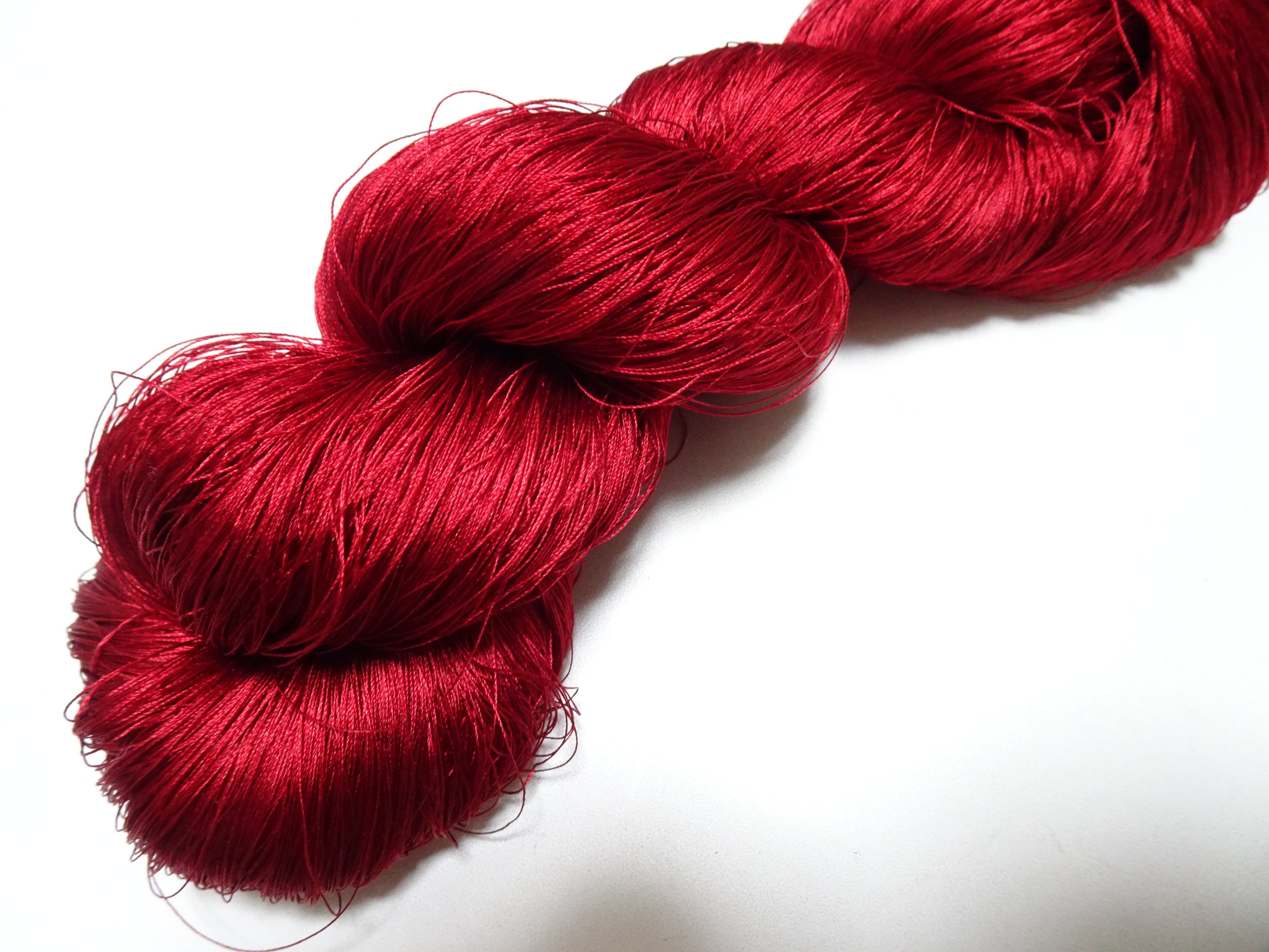 Japanese Vintage Silk Thread for Tsuzure Weaving – High-Quality 19675