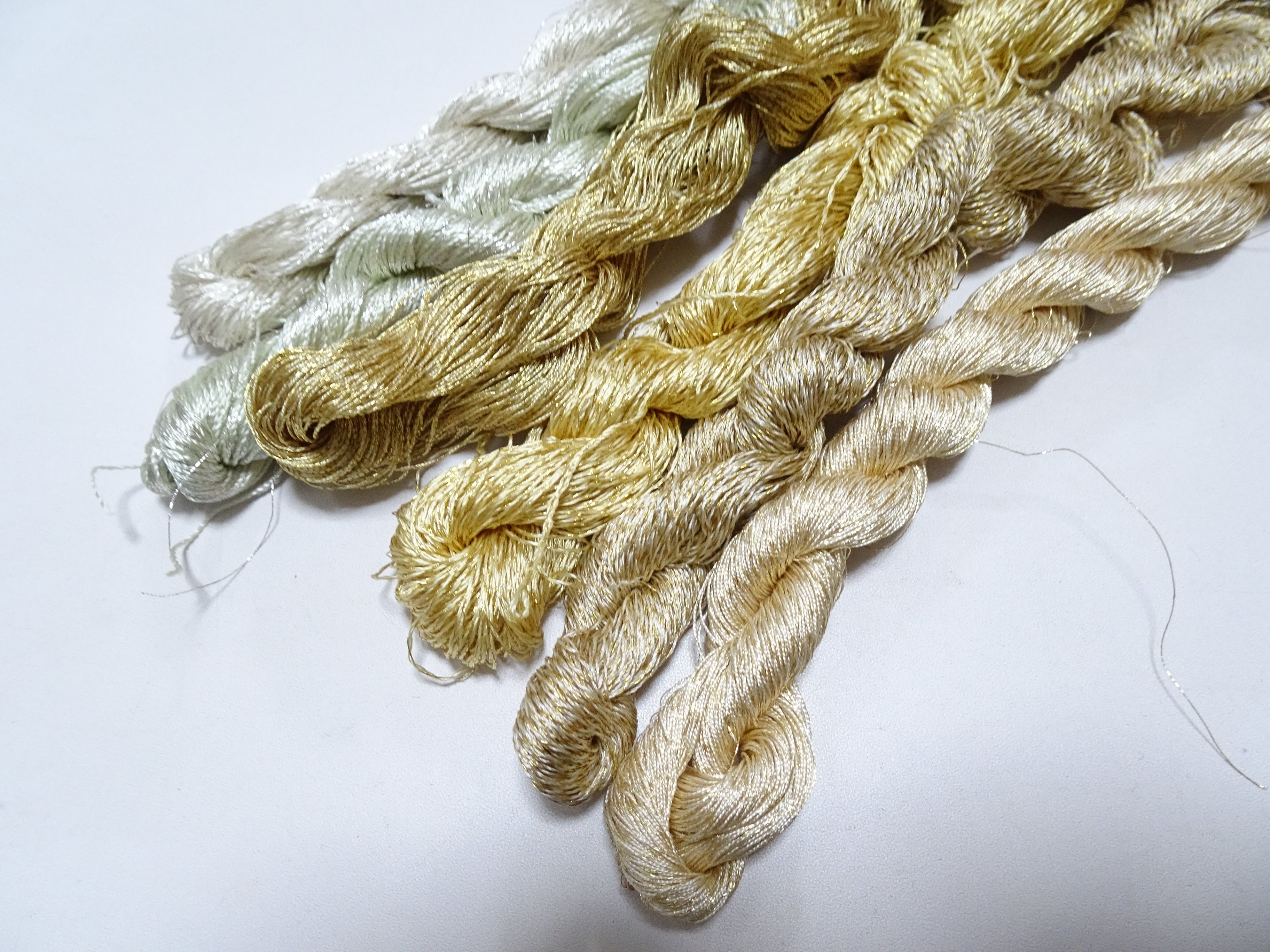 Japanese Vintage High Class Rare Silk Thread 6sets Mixture of Gold embroidery 18506