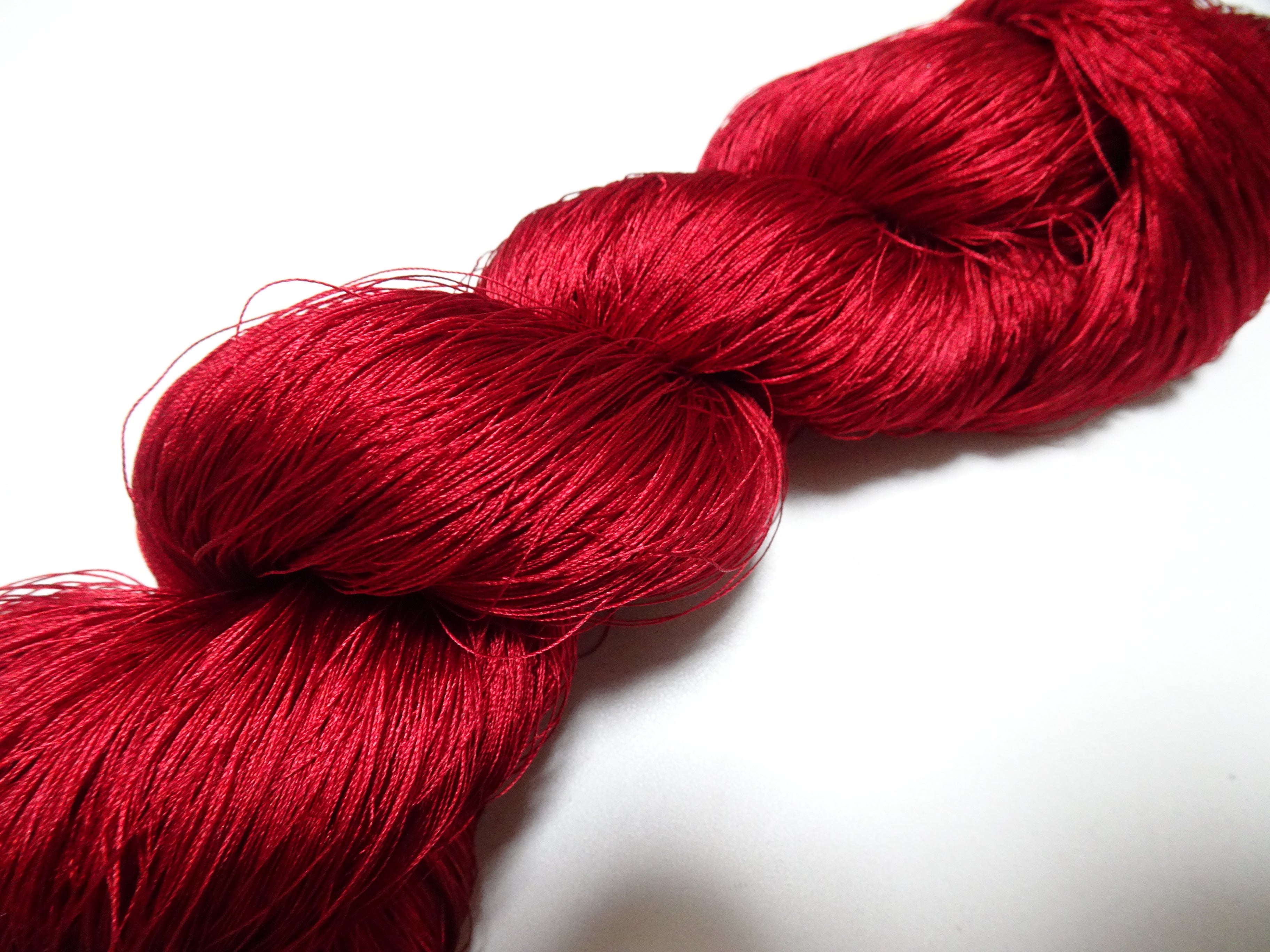 Japanese Vintage Silk Thread for Tsuzure Weaving – High-Quality 19675