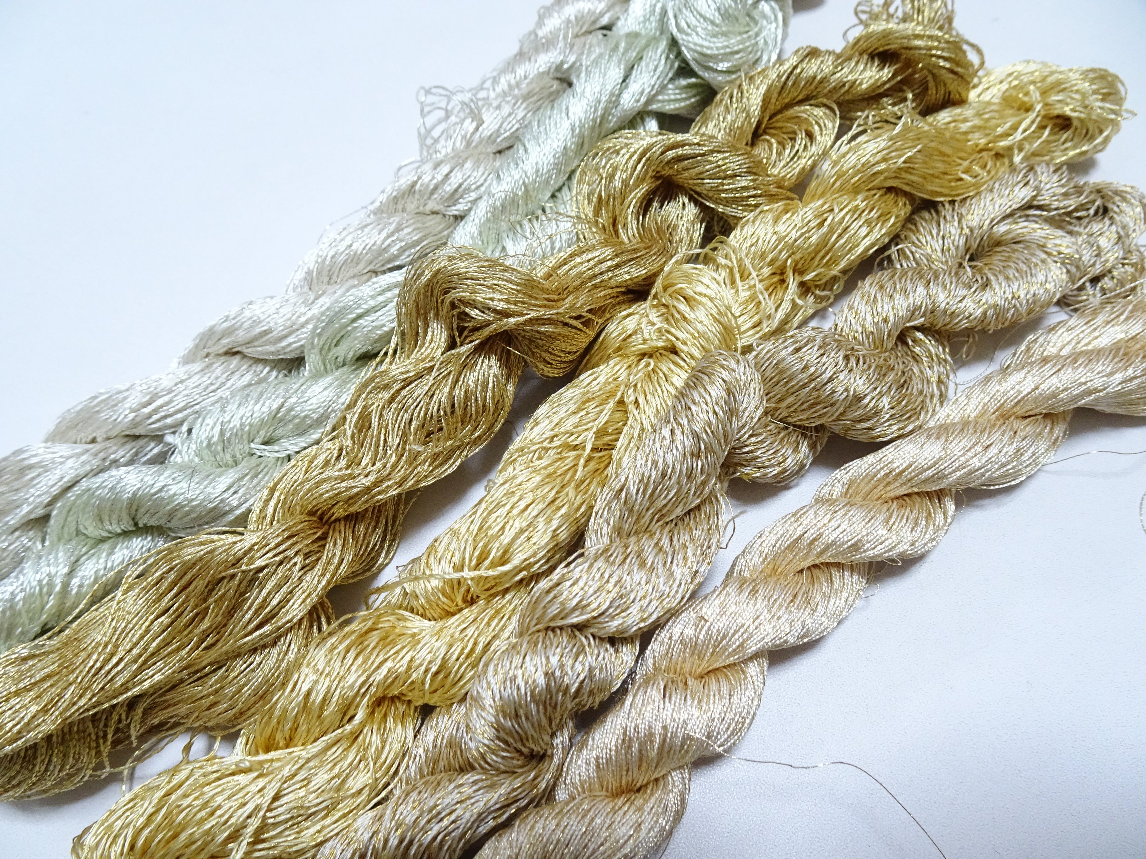 Japanese Vintage High Class Rare Silk Thread 6sets Mixture of Gold embroidery 18506