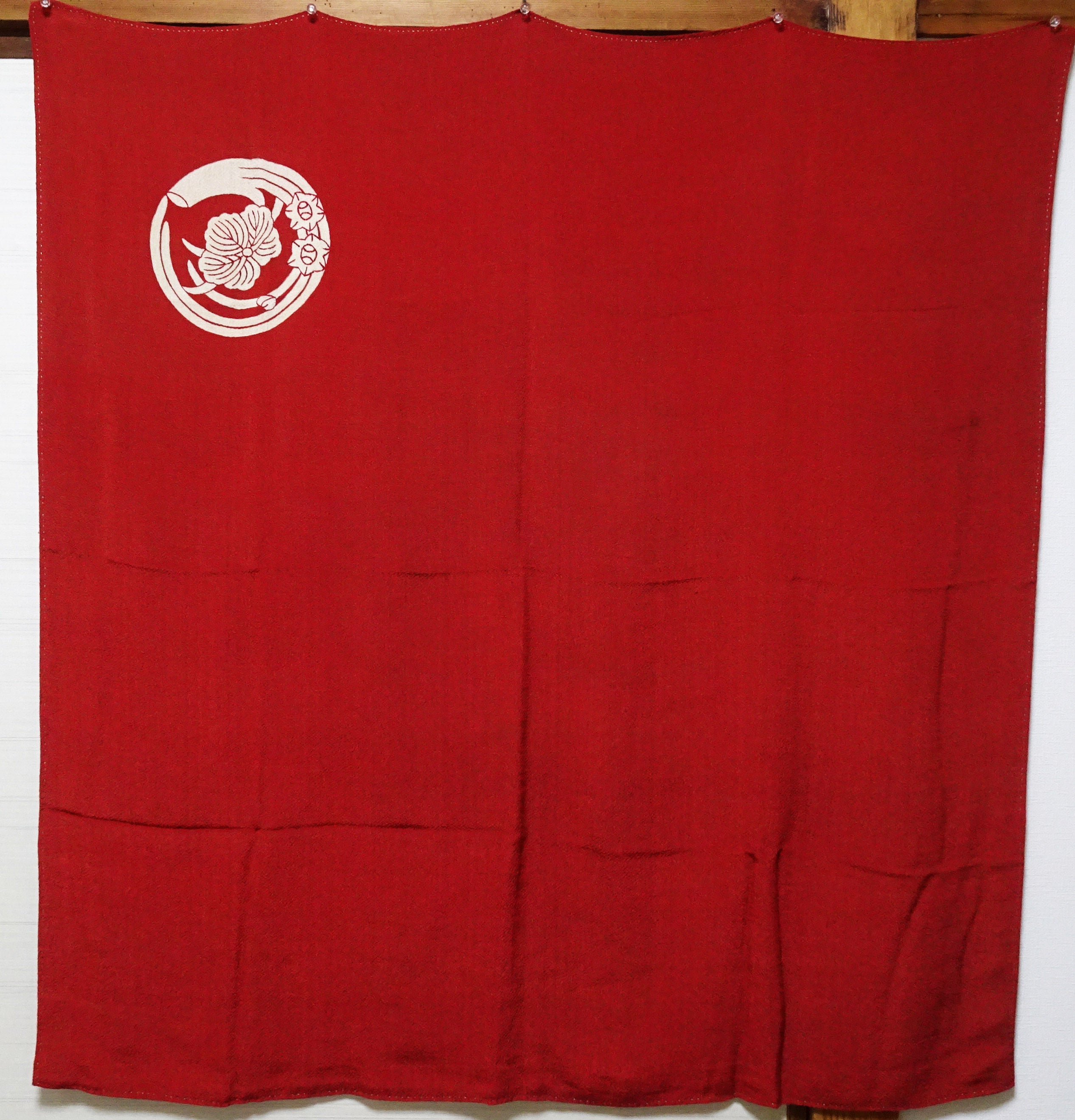 Japanese Vintage Showa Era Celebratory Large Furoshiki with Tale of Genji Design on Oni-Shibo Chirimen Silk  16345