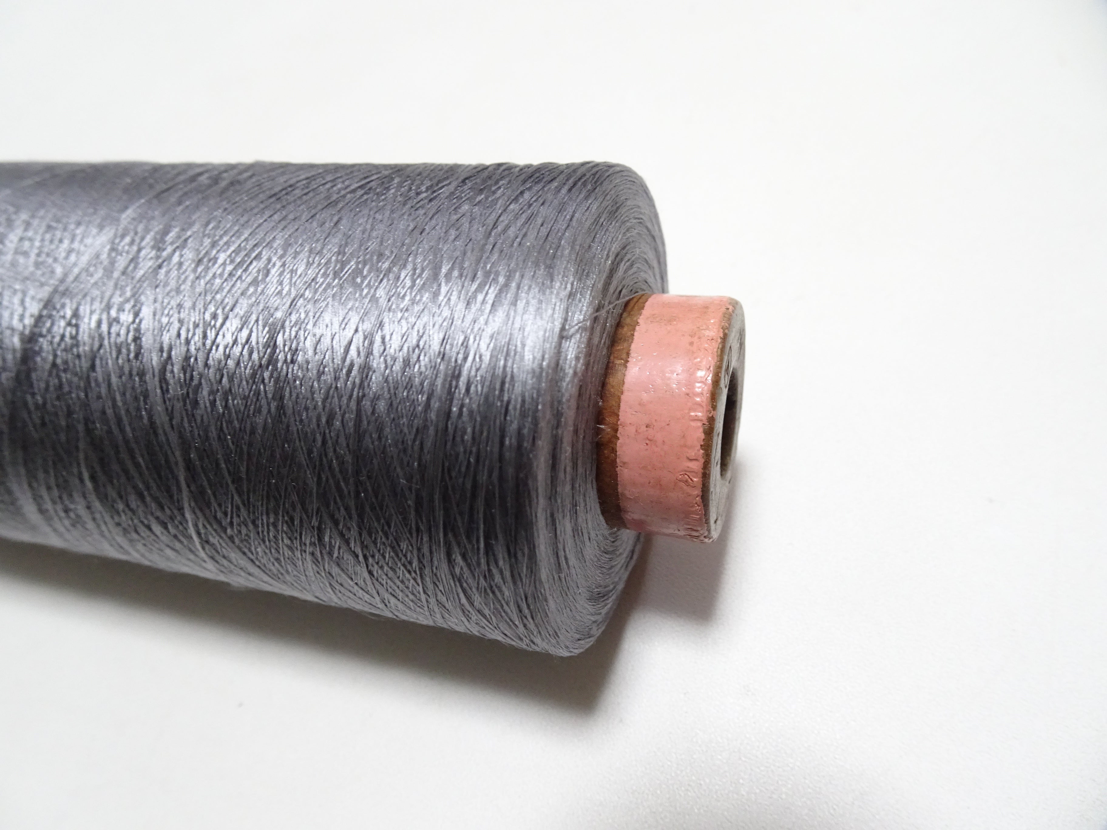 Japanese Vintage Silk Thread & Woodn Spool Embroidery 18699