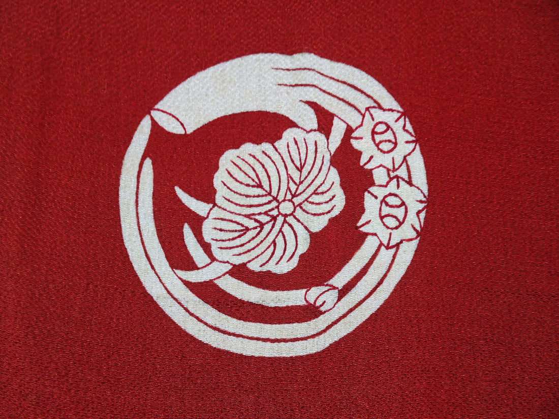 Japanese Vintage Showa Era Celebratory Large Furoshiki with Tale of Genji Design on Oni-Shibo Chirimen Silk  16345
