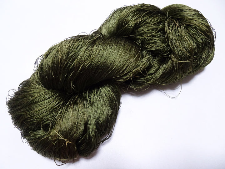 Japanese Vintage Silk Thread for Tsuzure Weaving – High-Quality 19677