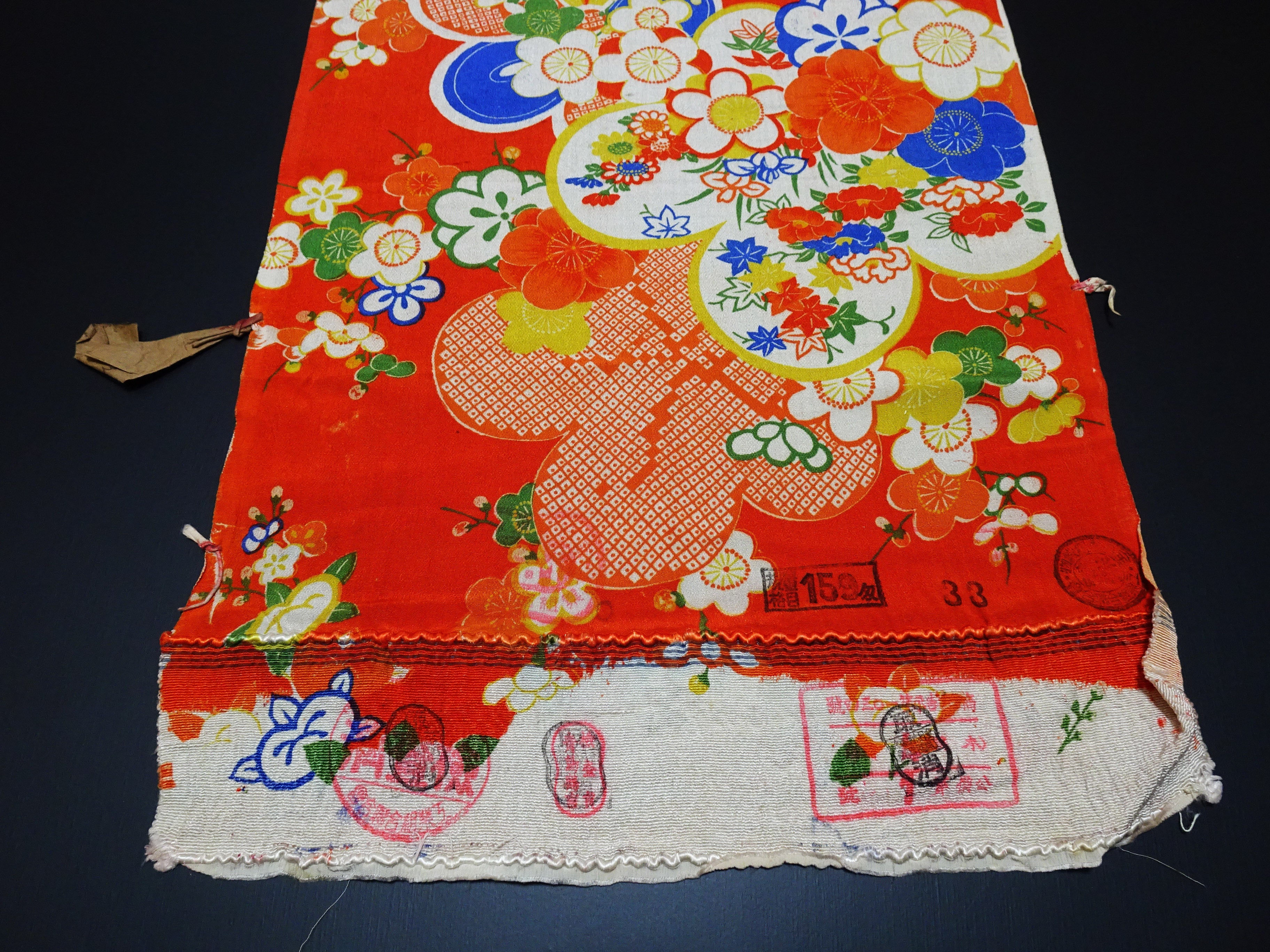 Japanese Antique Silk Bolts  / Kinsha / Dyed Pattern 17511