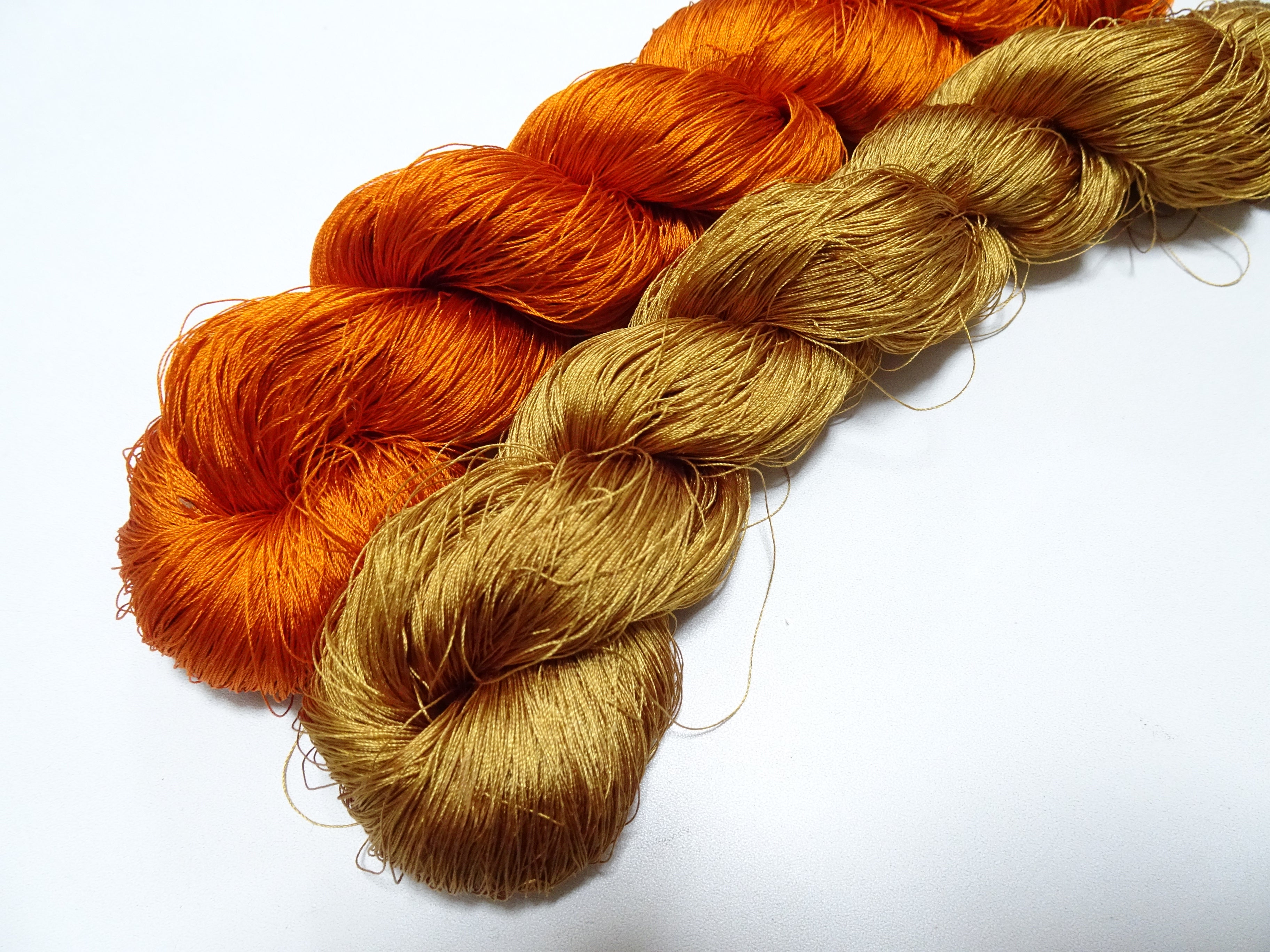 Japanese Vintage Silk Thread 2sets for Tsuzure Weaving – High-Quality 19678