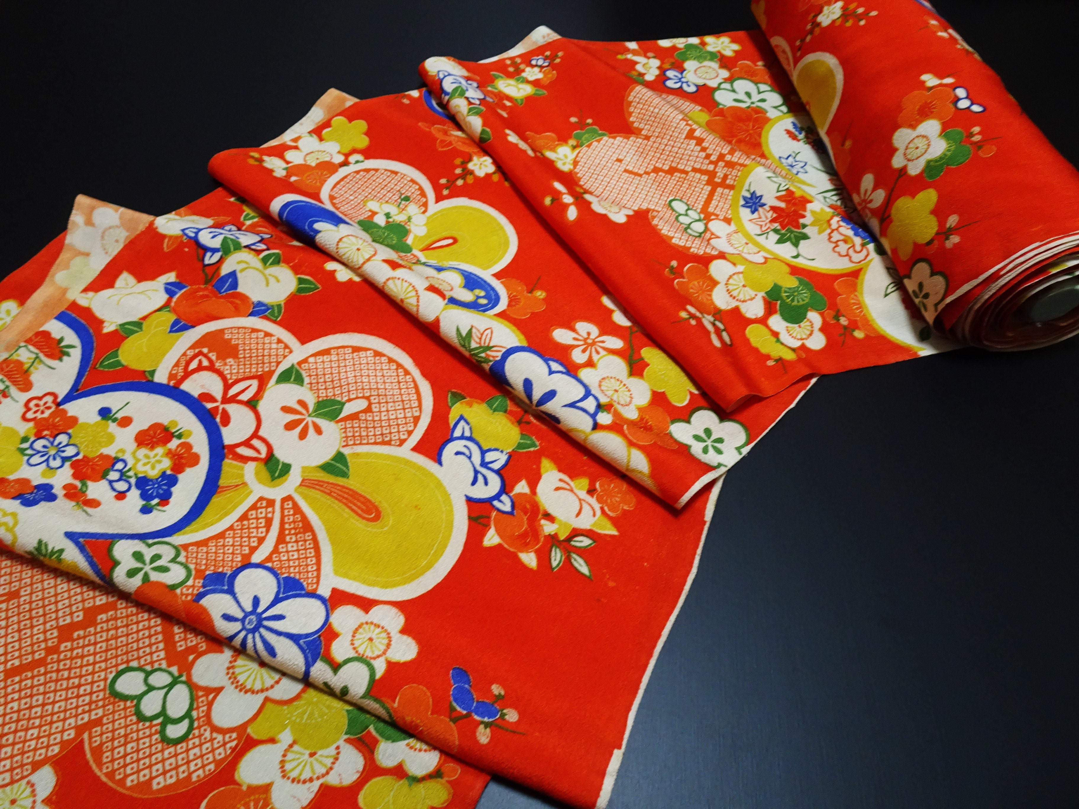 Japanese Antique Silk Bolts  / Kinsha / Dyed Pattern 17511