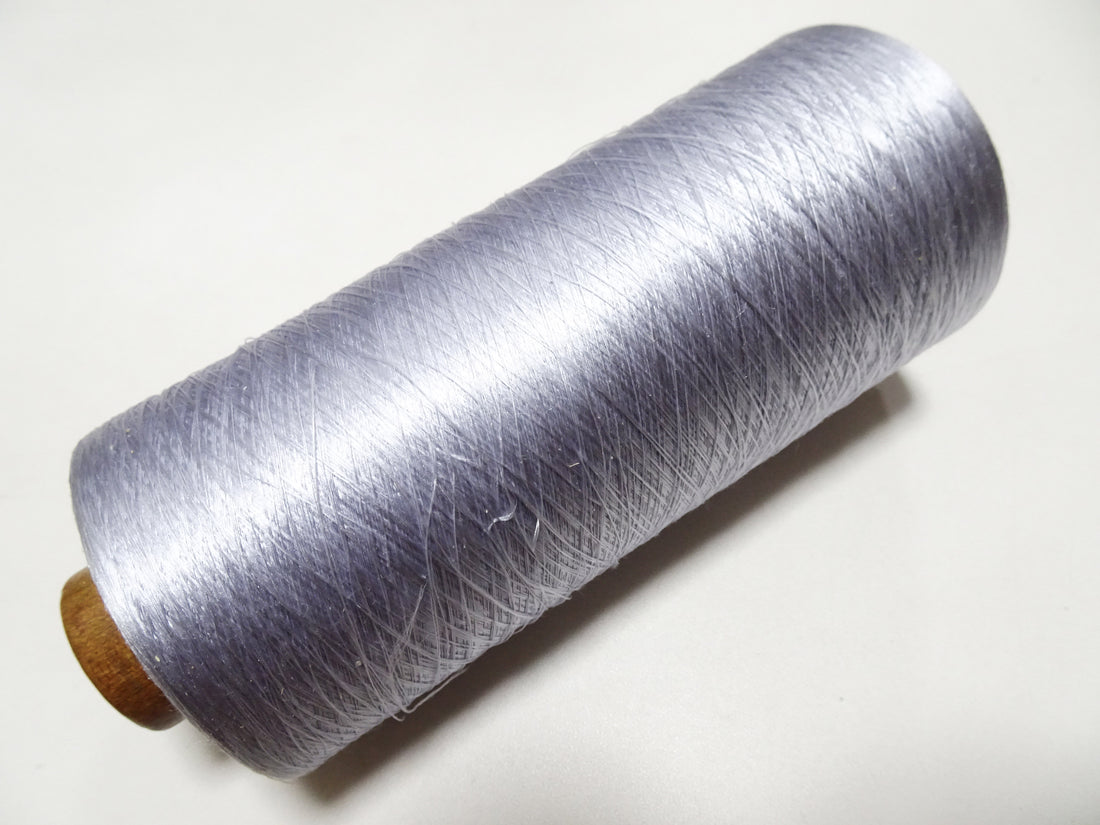 Japanese Vintage Silk Thread & Woodn Spool Embroidery 18702