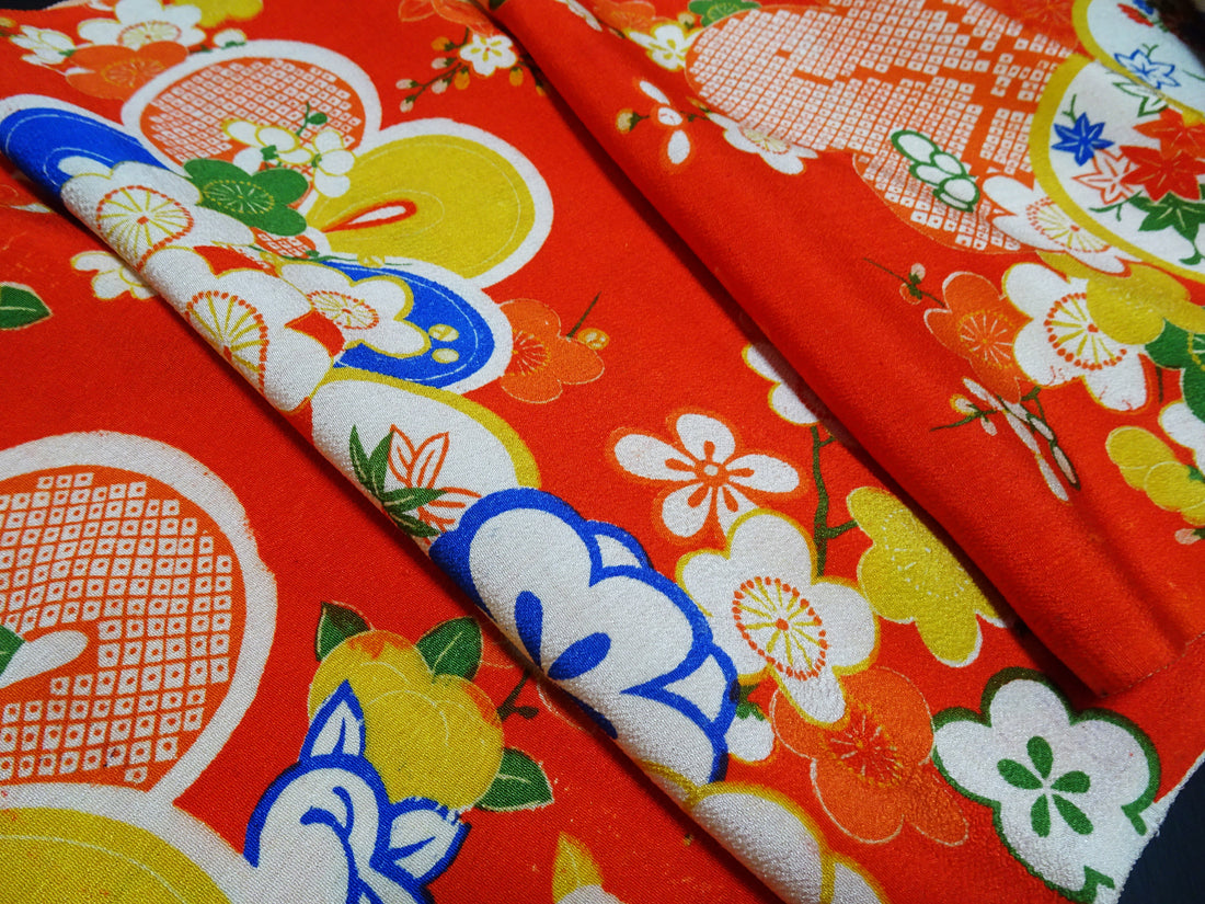 Japanese Antique Silk Bolts  / Kinsha / Dyed Pattern 17511