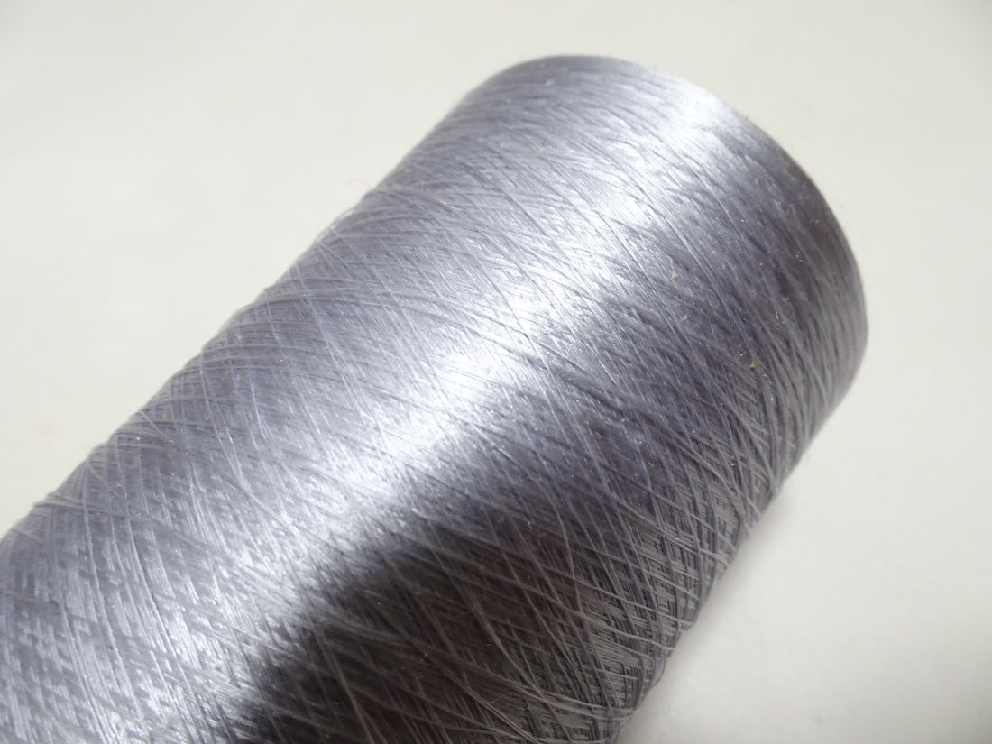 Japanese Vintage Silk Thread & Woodn Spool Embroidery 18702