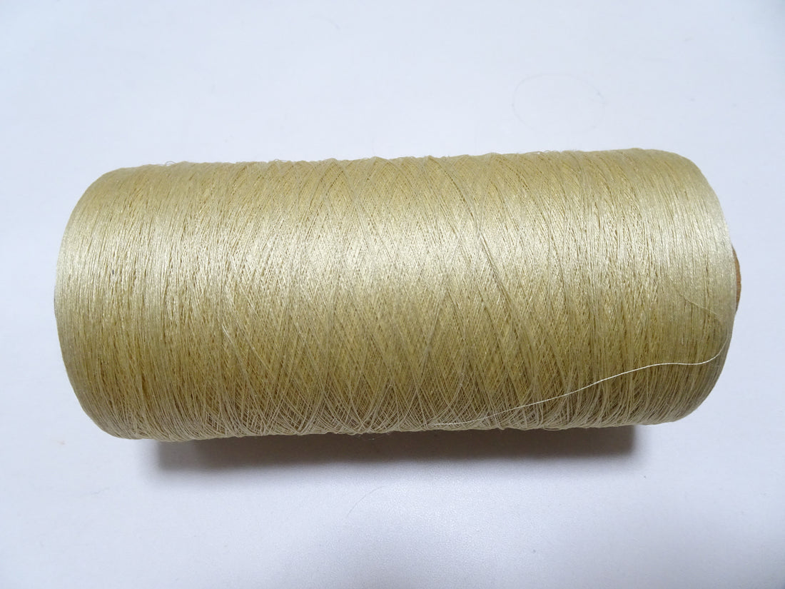 Japanese Vintage Silk Thread & Woodn Spool Embroidery 18703