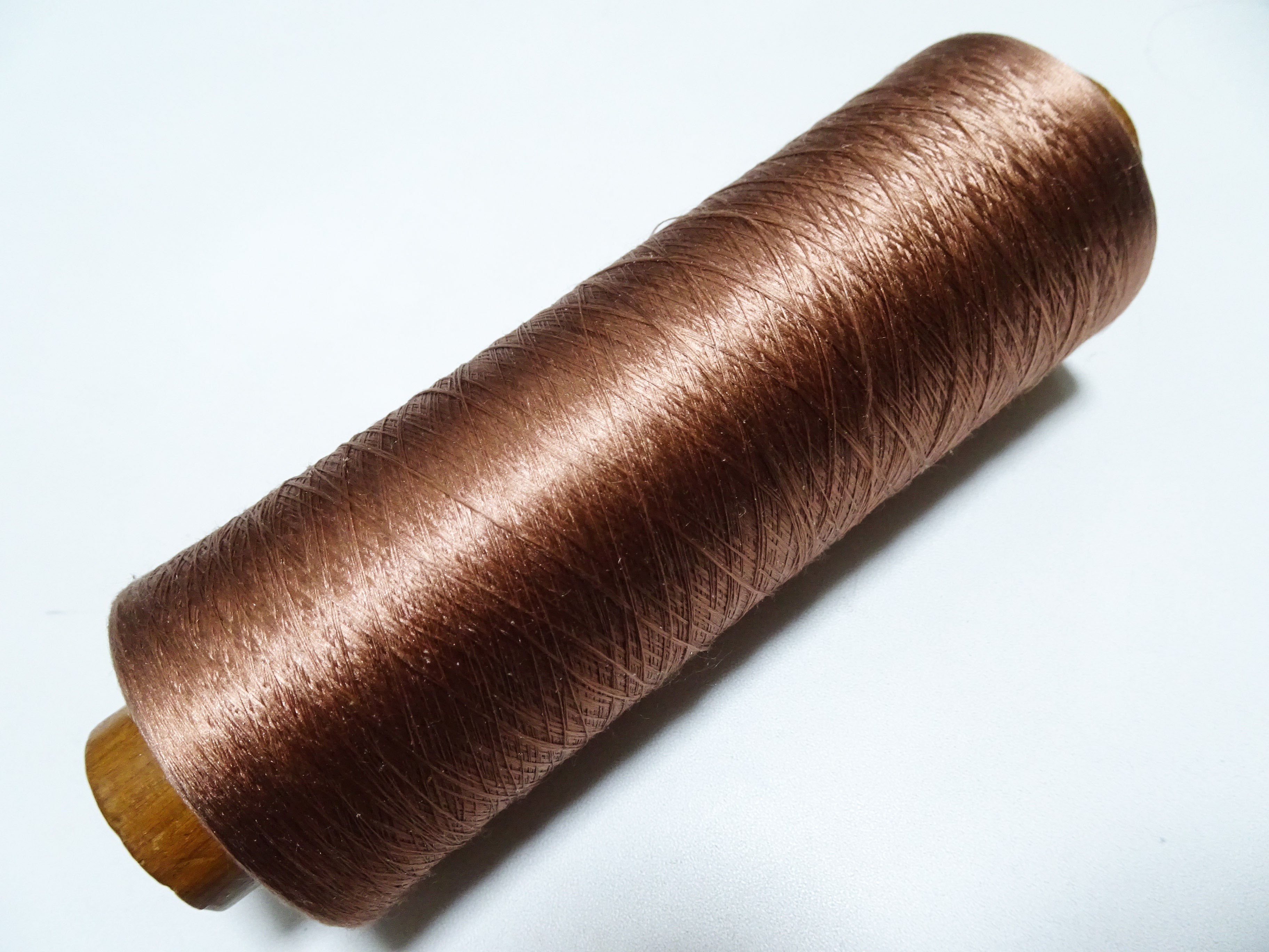 Japanese Vintage Silk Thread & Woodn Spool Embroidery 18705