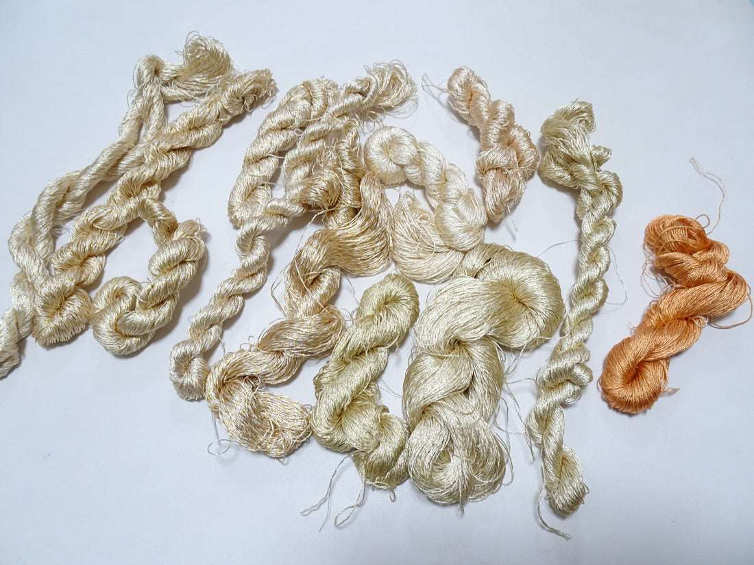 Japanese Vintage High Class Rare Silk Thread 12sets Mixture of Gold embroidery 16001