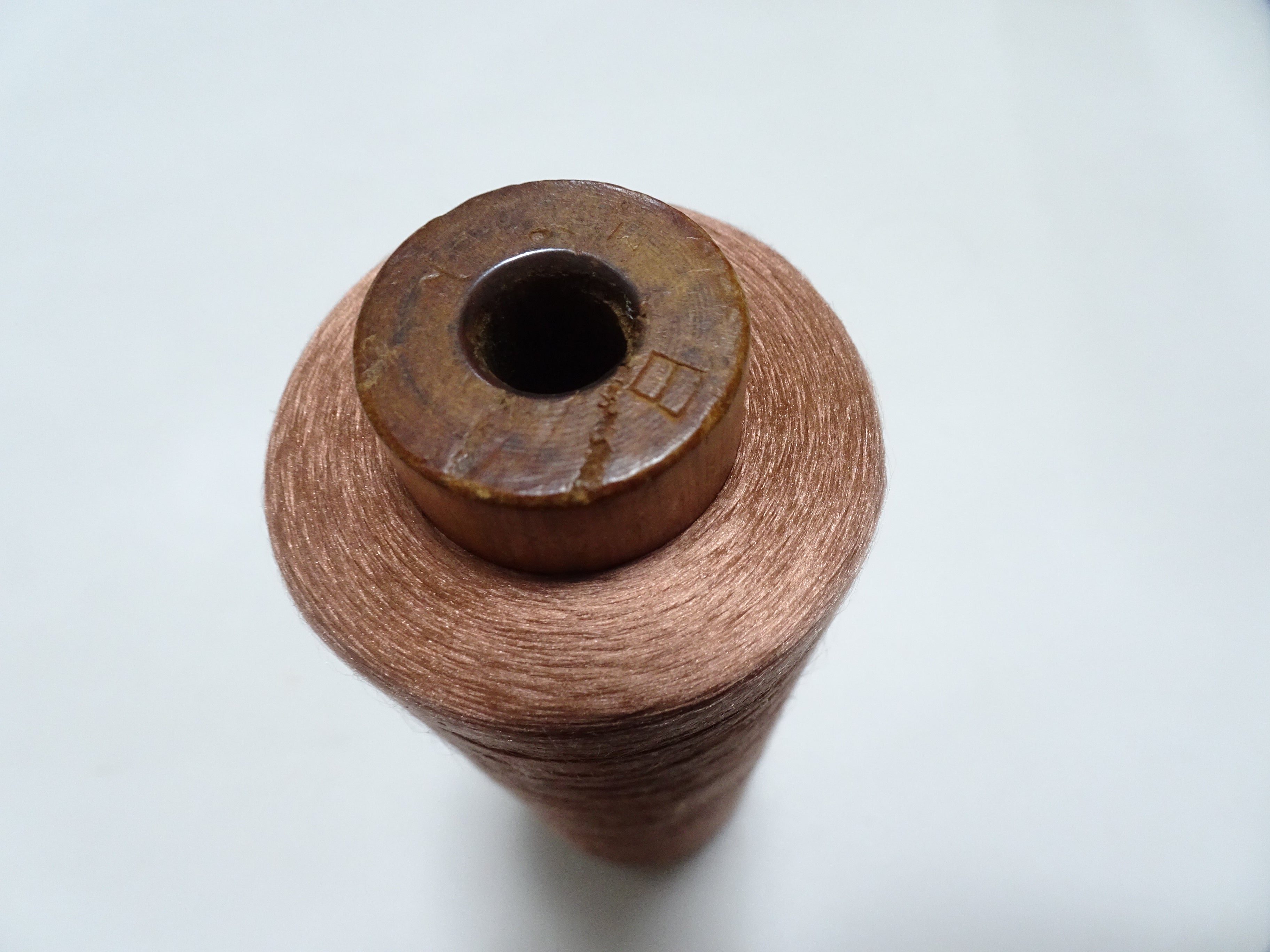 Japanese Vintage Silk Thread & Woodn Spool Embroidery 18705