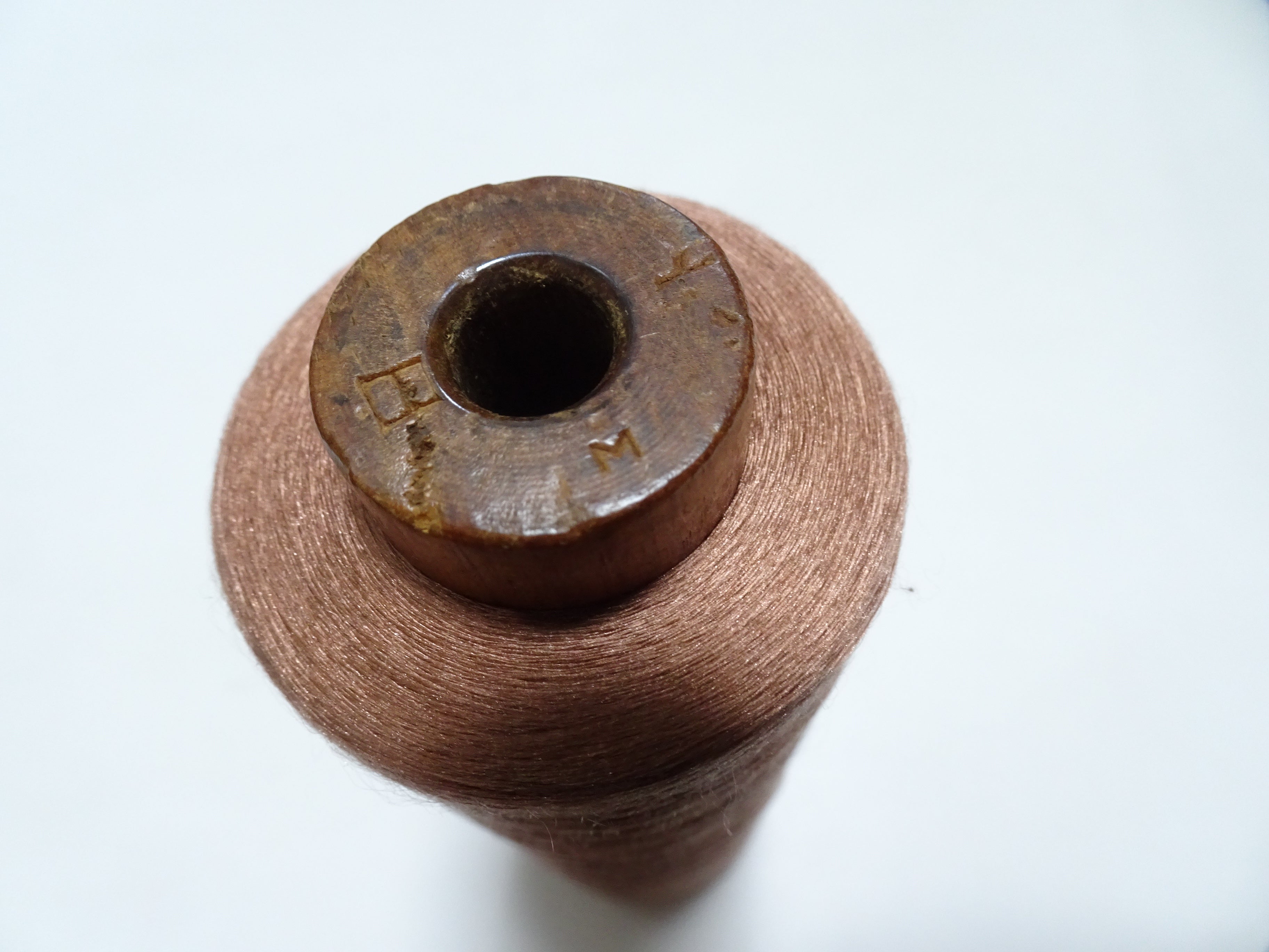 Japanese Vintage Silk Thread & Woodn Spool Embroidery 18705