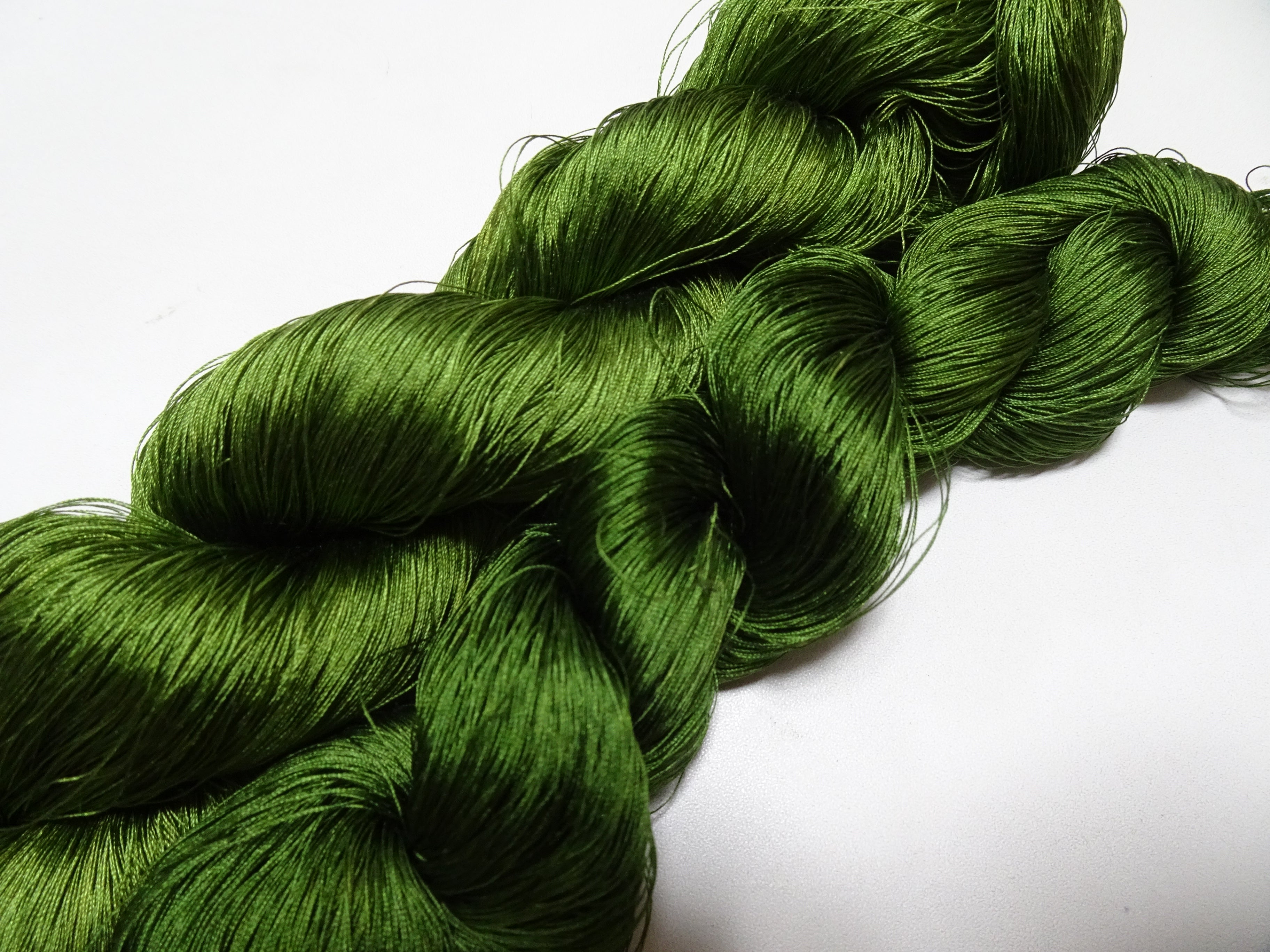 Japanese Vintage Silk Thread 2sets for Tsuzure Weaving – High-Quality 19682