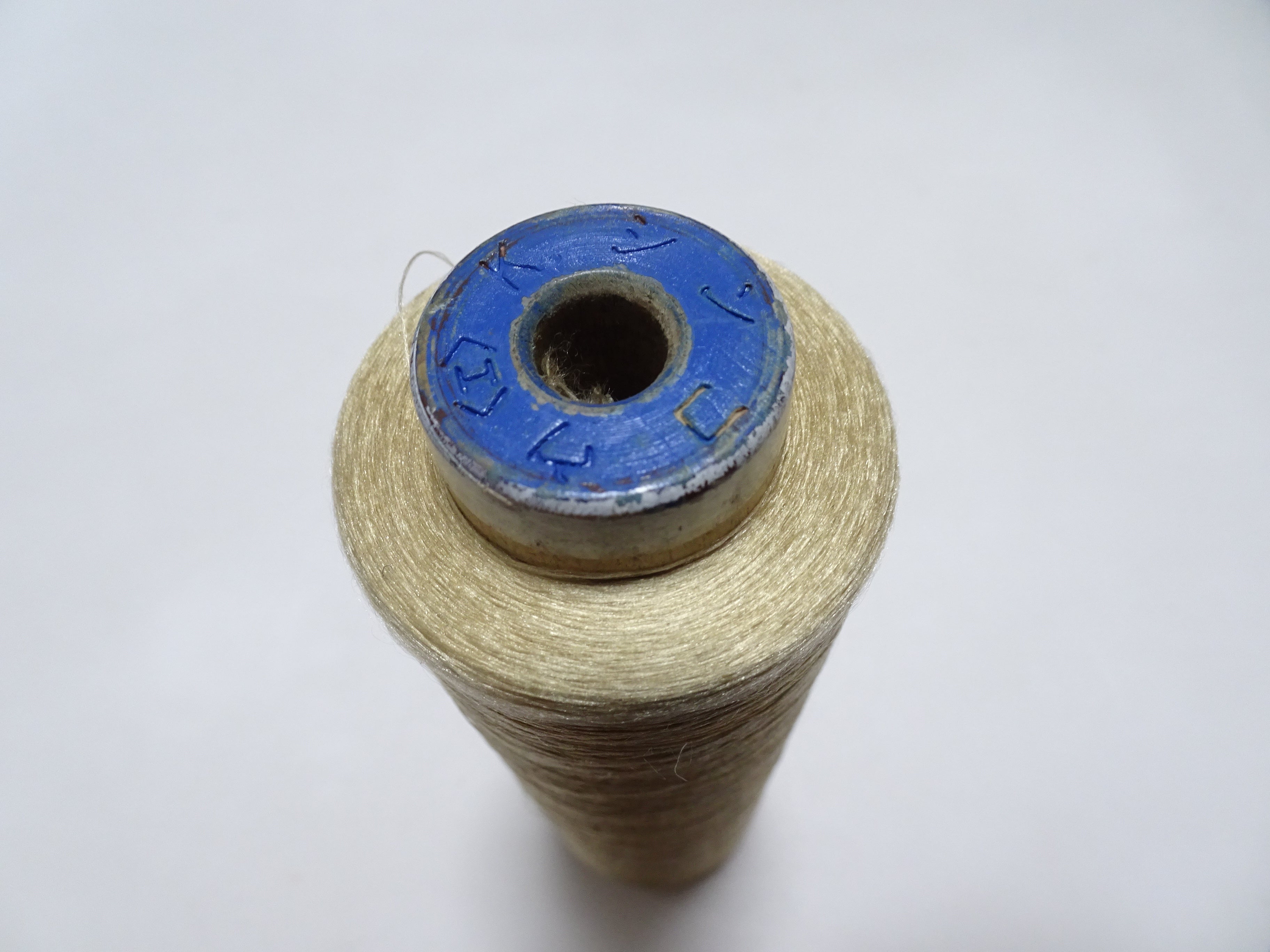 Japanese Vintage Silk Thread & Woodn Spool Embroidery 18707
