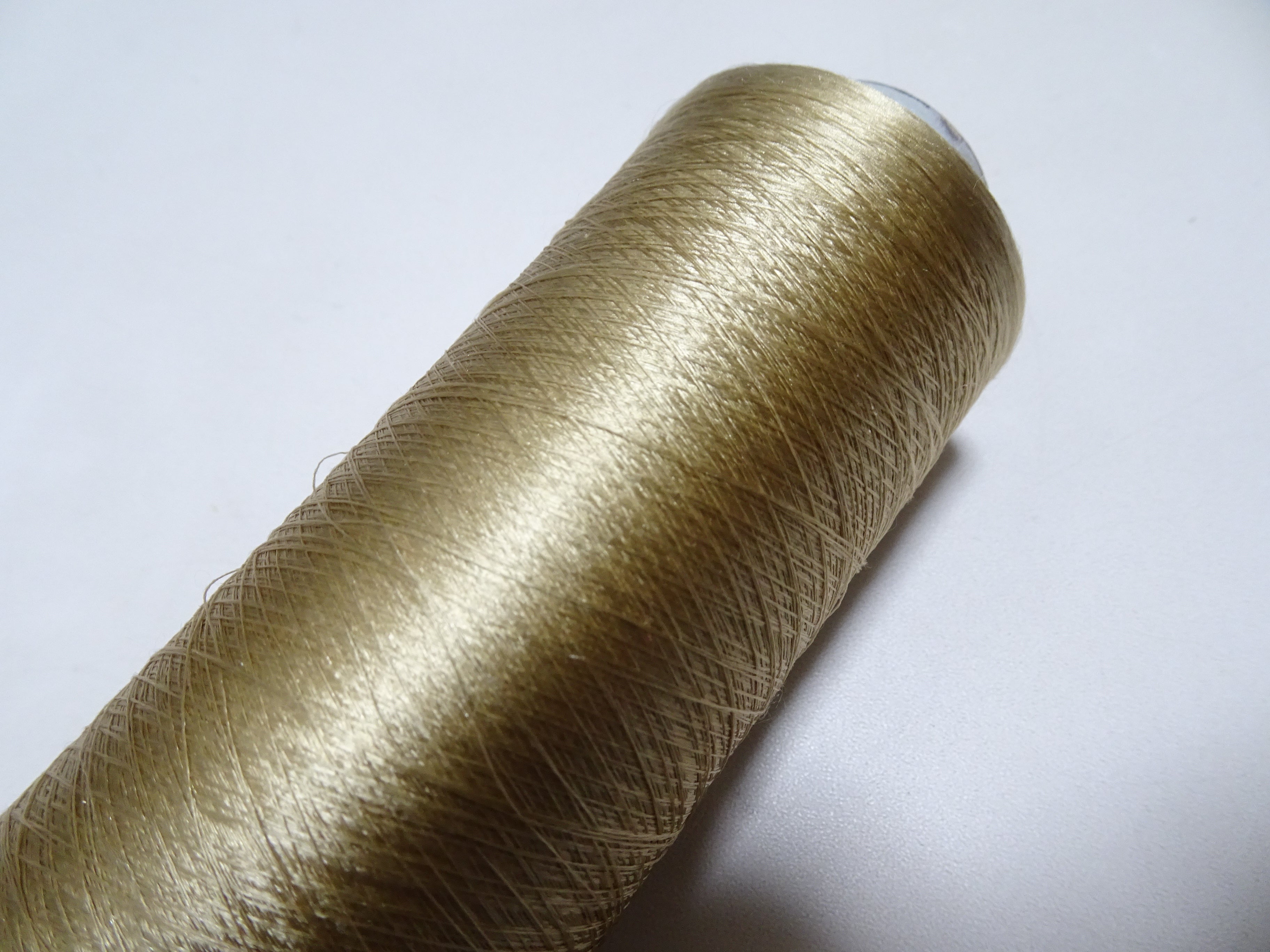 Japanese Vintage Silk Thread & Woodn Spool Embroidery 18707